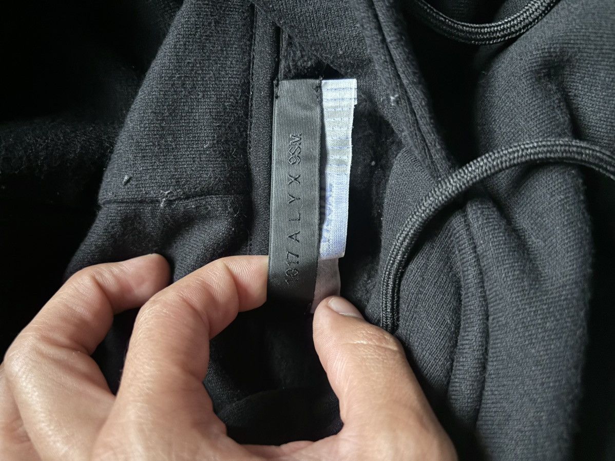 1017 ALYX 9SM 1017 Alyx 9sm Pullover Hoodie Size US S / EU 44-46 / 1 - 4 Thumbnail