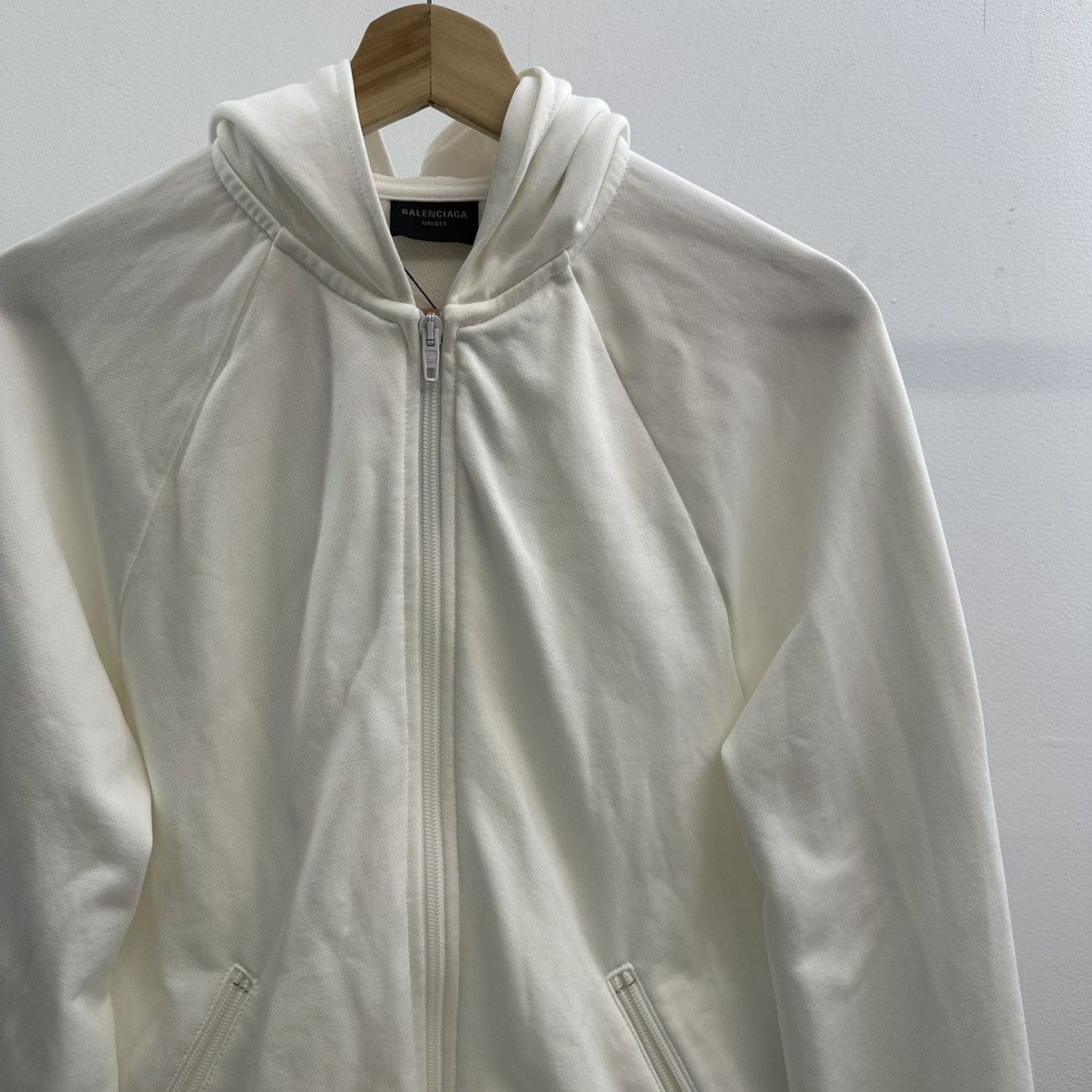 Balenciaga Balenciaga Unity Logo Tech Zip Size US XXS / EU 40 - 2 Thumbnail