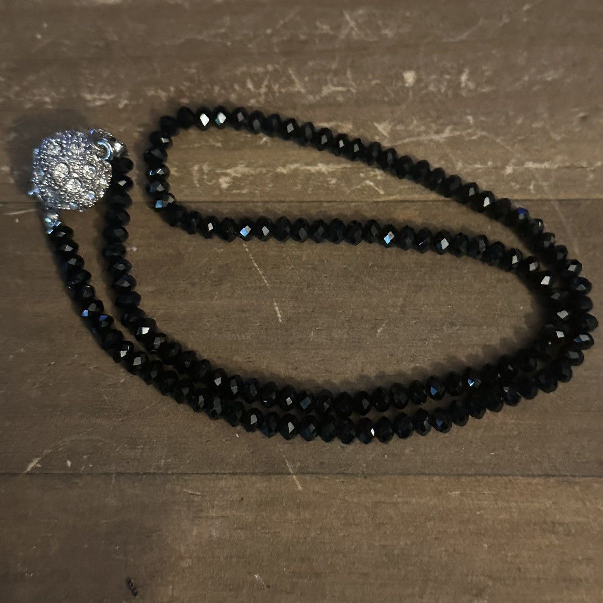 Vintage Vintage black crystal bead paved clasp necklace Size ONE SIZE - 4 Thumbnail