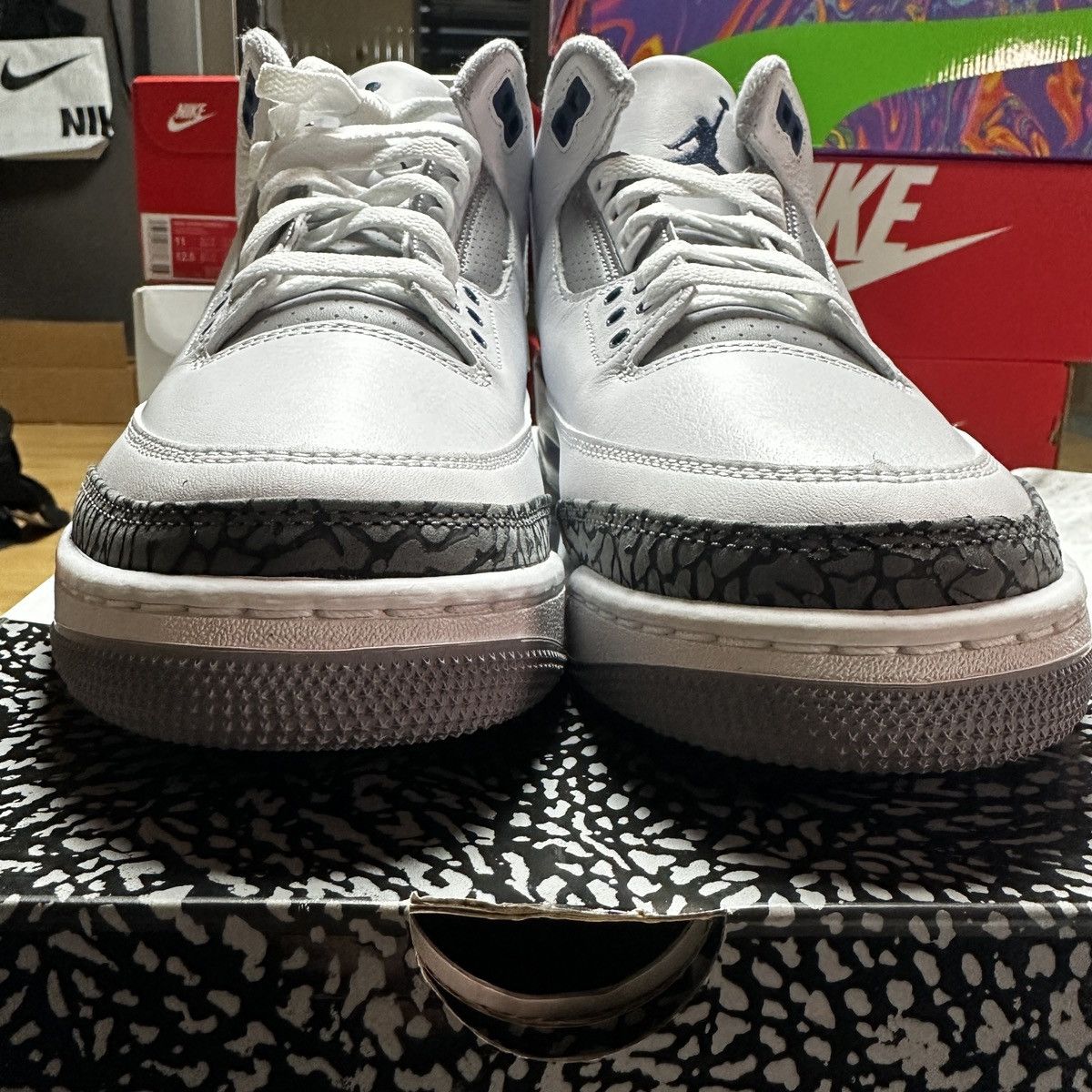 Jordan Brand *NEW* SIZE 10.5 US MEN Air Jordan 3 Retro MIDNIGHT NAVY 2023 Size US 10 / EU 43 - 5 Thumbnail