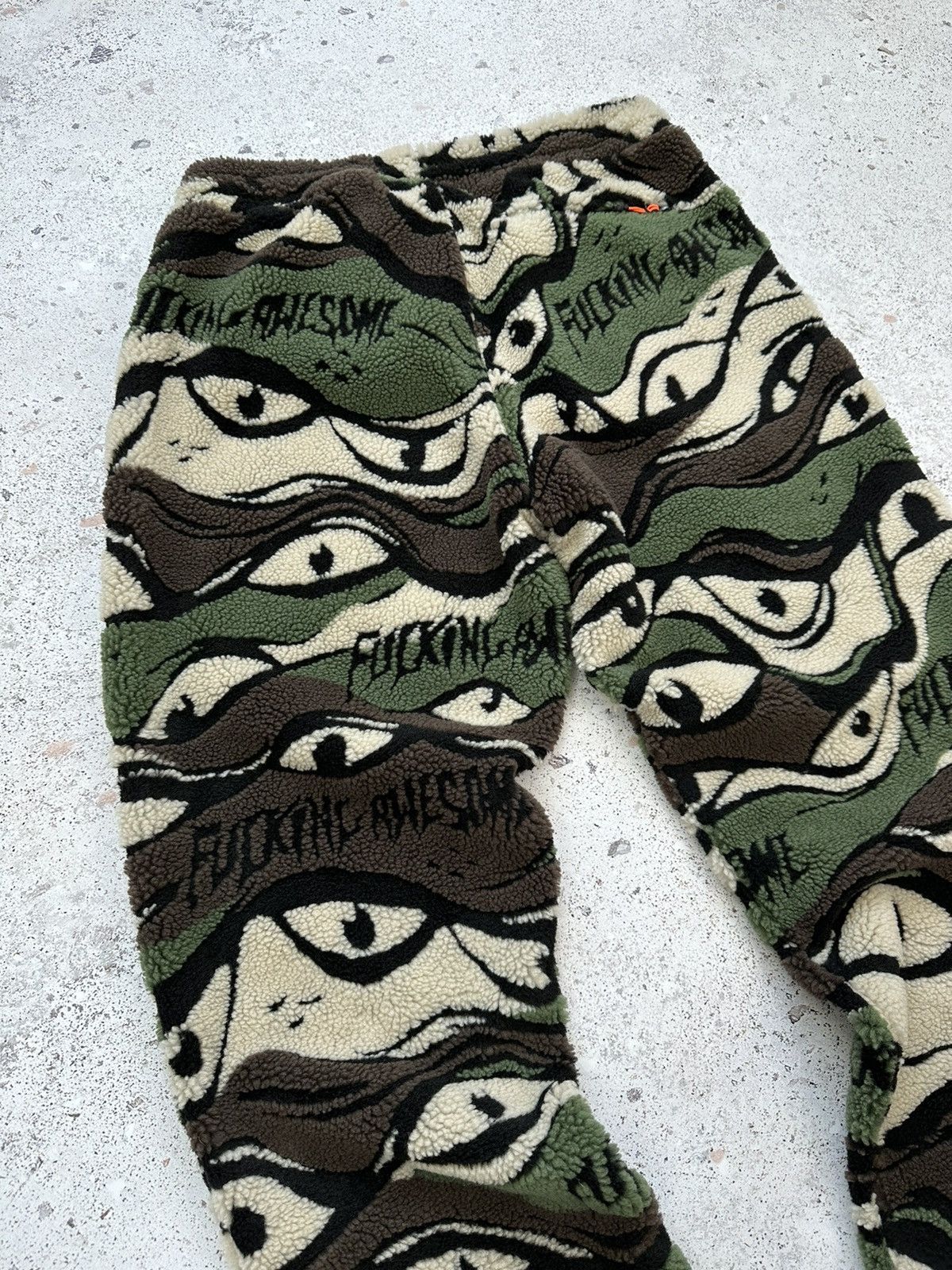 Adidas Fucking Awesome FA Adidas Sherpa Fleece Pants Eye Camo Men M Size US 32 / EU 48 - 15 Thumbnail