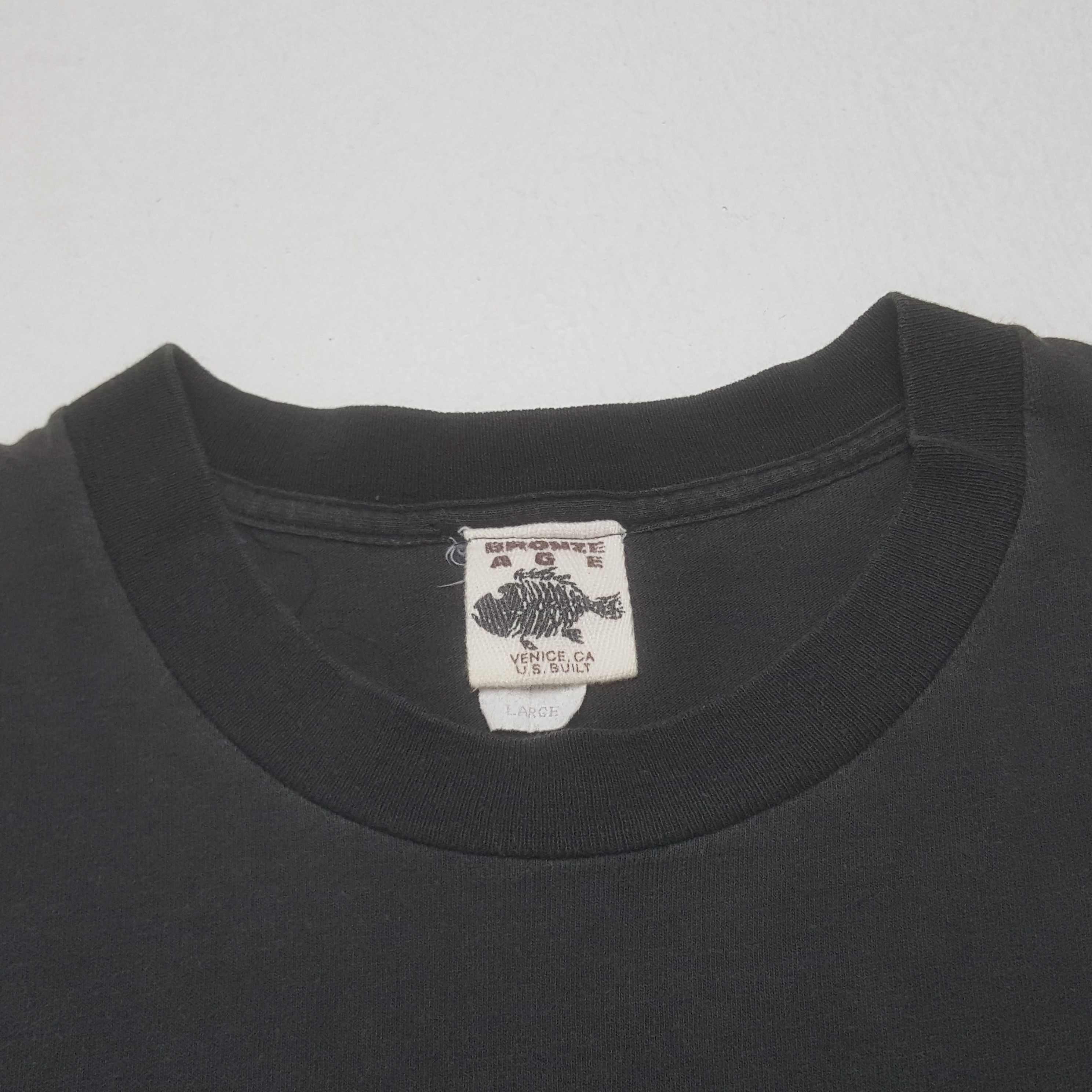 Vintage Vintage 90's Bronze Age American Surfing Style Tshirt Size US L / EU 52-54 / 3 - 5 Thumbnail