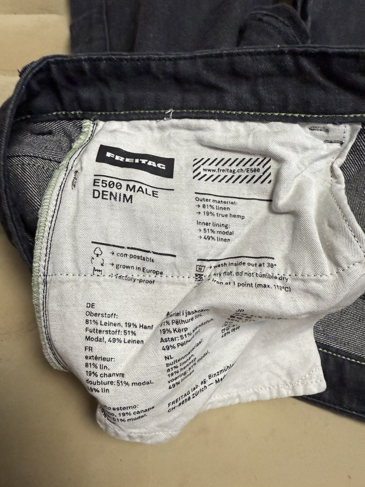 Freitag Very nice Size US 34 / EU 50 - 4 Thumbnail