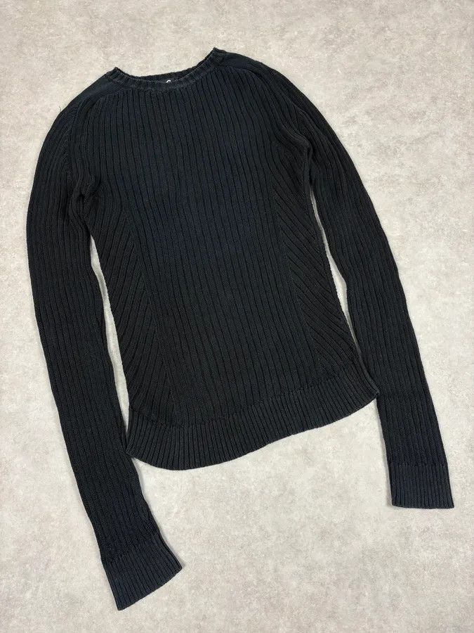 Dolce & Gabbana 2000s Dolce & Gabbana Navy Wool Sweater Size US S / EU 44-46 / 1 - 4 Thumbnail