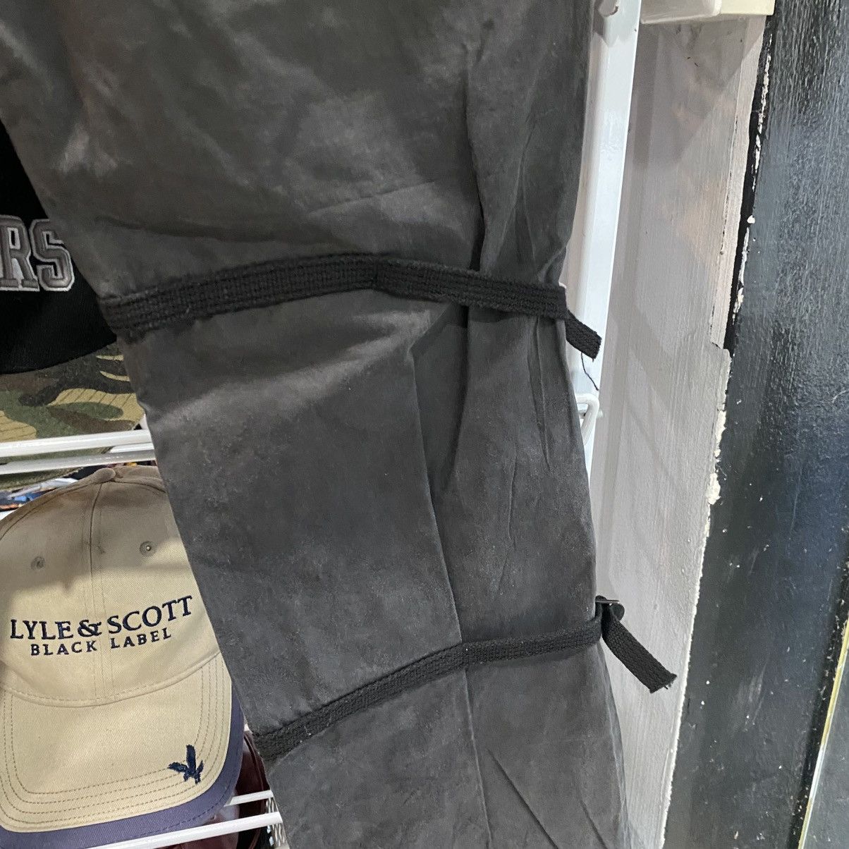 ABAHOUSE Japanese Abahouse Bondage Cargo Semantic Denim Rare Design Size US 32 / EU 48 - 16 Thumbnail