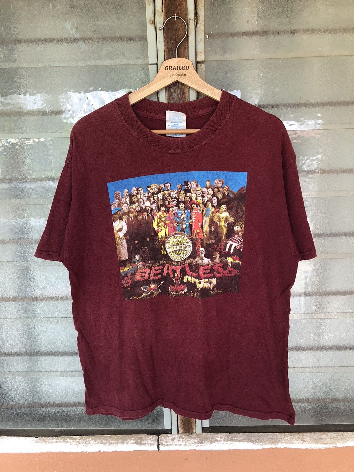 Band Tees Vintage The Beatles Sgt. Peppers Lonely Hearts Club Tee Size US L / EU 52-54 / 3 - 1 Thumbnail