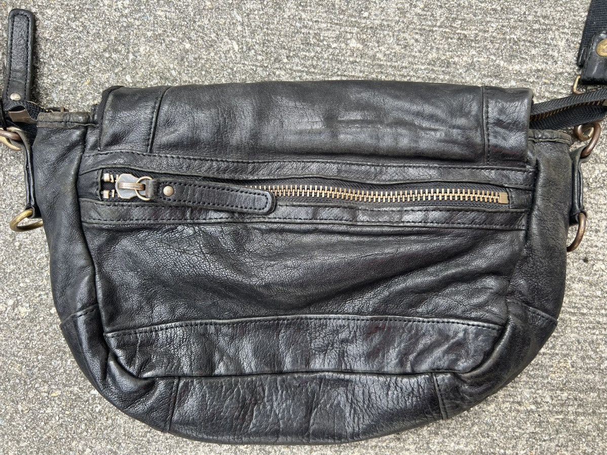 Creed × Japanese Brand Creed Japan Black Patina Leather Sling Bag Size ONE SIZE - 17 Thumbnail