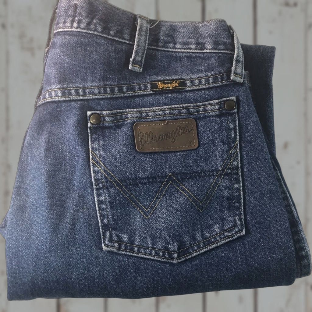 Wrangler VINTAGE Wrangler George Strait Cowboy Jeans Men 35X32 Brown Patch Straight Fit Denim Mexico Size US 35 - 1 Thumbnail