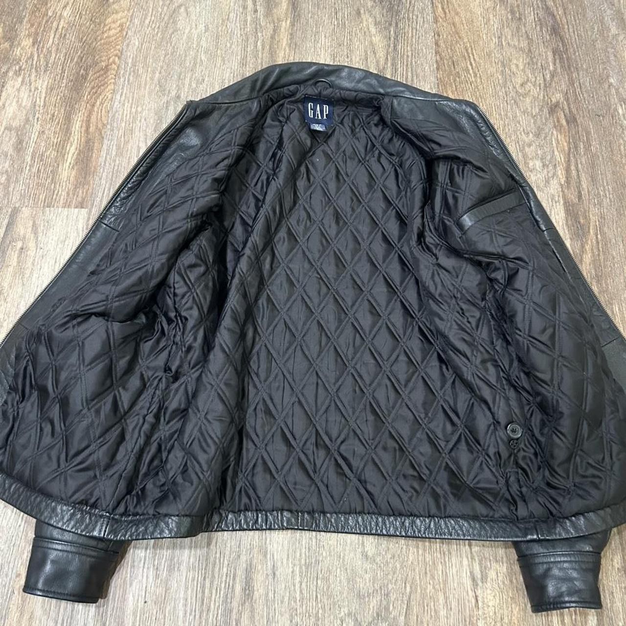 Gap Vintage Gap Black Leather Jacket Size Medium Size US M / EU 48-50 / 2 - 7 Thumbnail