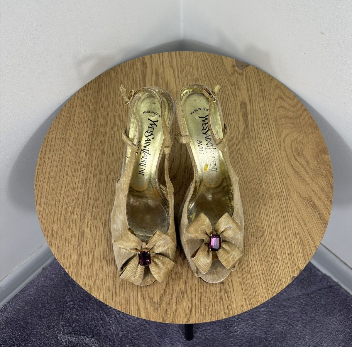 Vintage Yves Saint Laurent Vintage Gold Silk Satin Slingback Heels Size US 7.5 / IT 37.5 - 7 Thumbnail