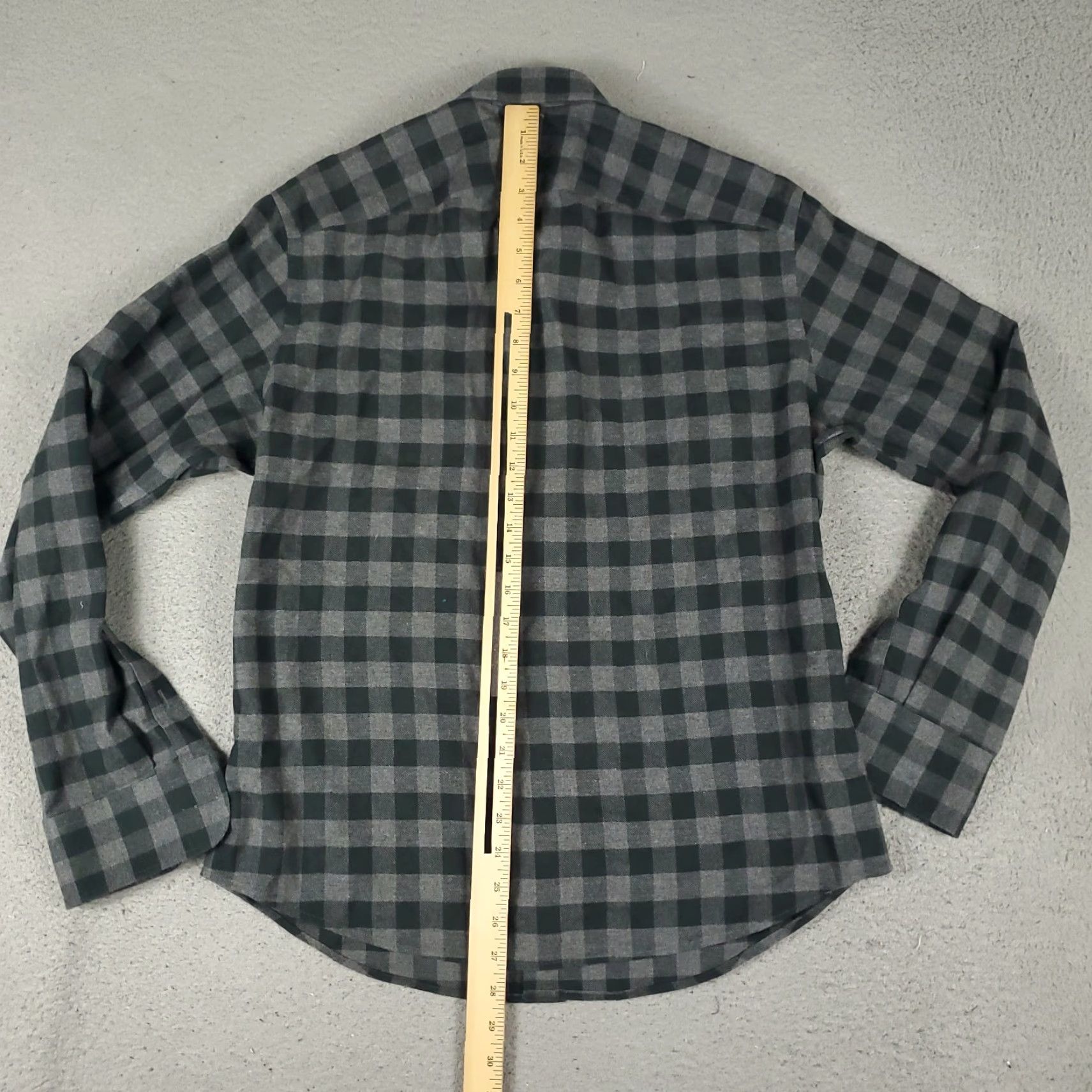 UNTUCKit UNTUCKit Shirt Mens M Gray Check Flannel Button Up Long Sleeve Size US M / EU 48-50 / 2 - 3 Thumbnail