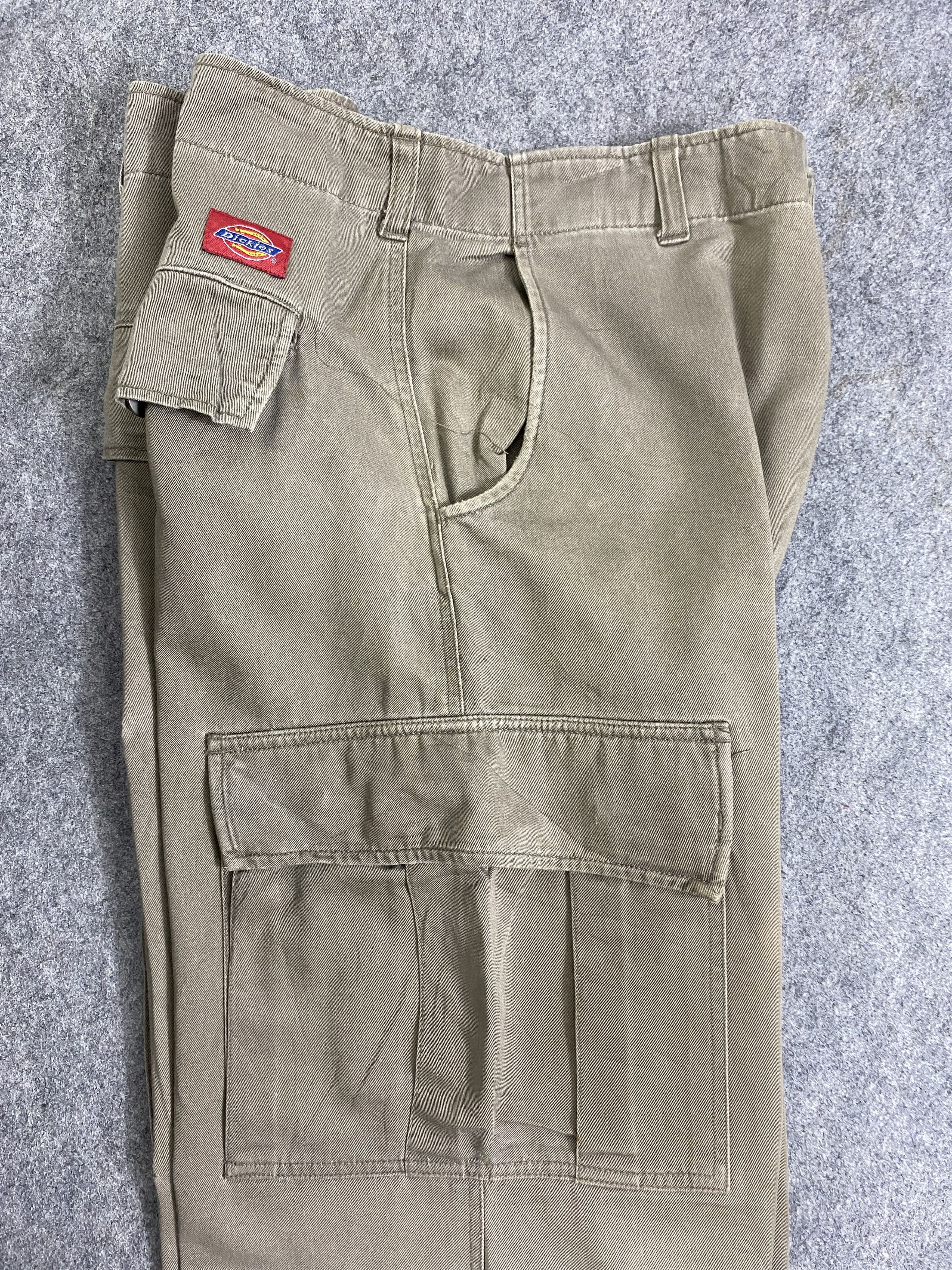 Dickies Vintage Dickies Cargo Sun Faded Baggy Pants 33x28 -CP252 Size US 33 - 3 Thumbnail