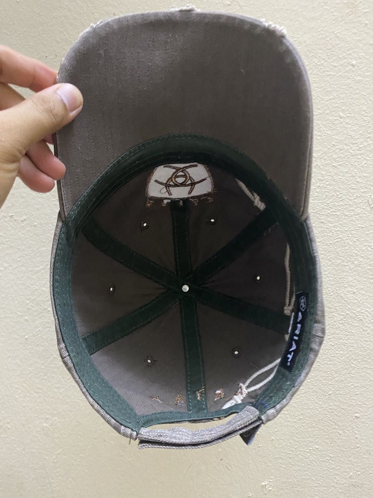 Ariat Y2K DISTRESSED ARIAT BARBED WIRE ADJUSTABLE STRAP CAP Size ONE SIZE - 5 Thumbnail