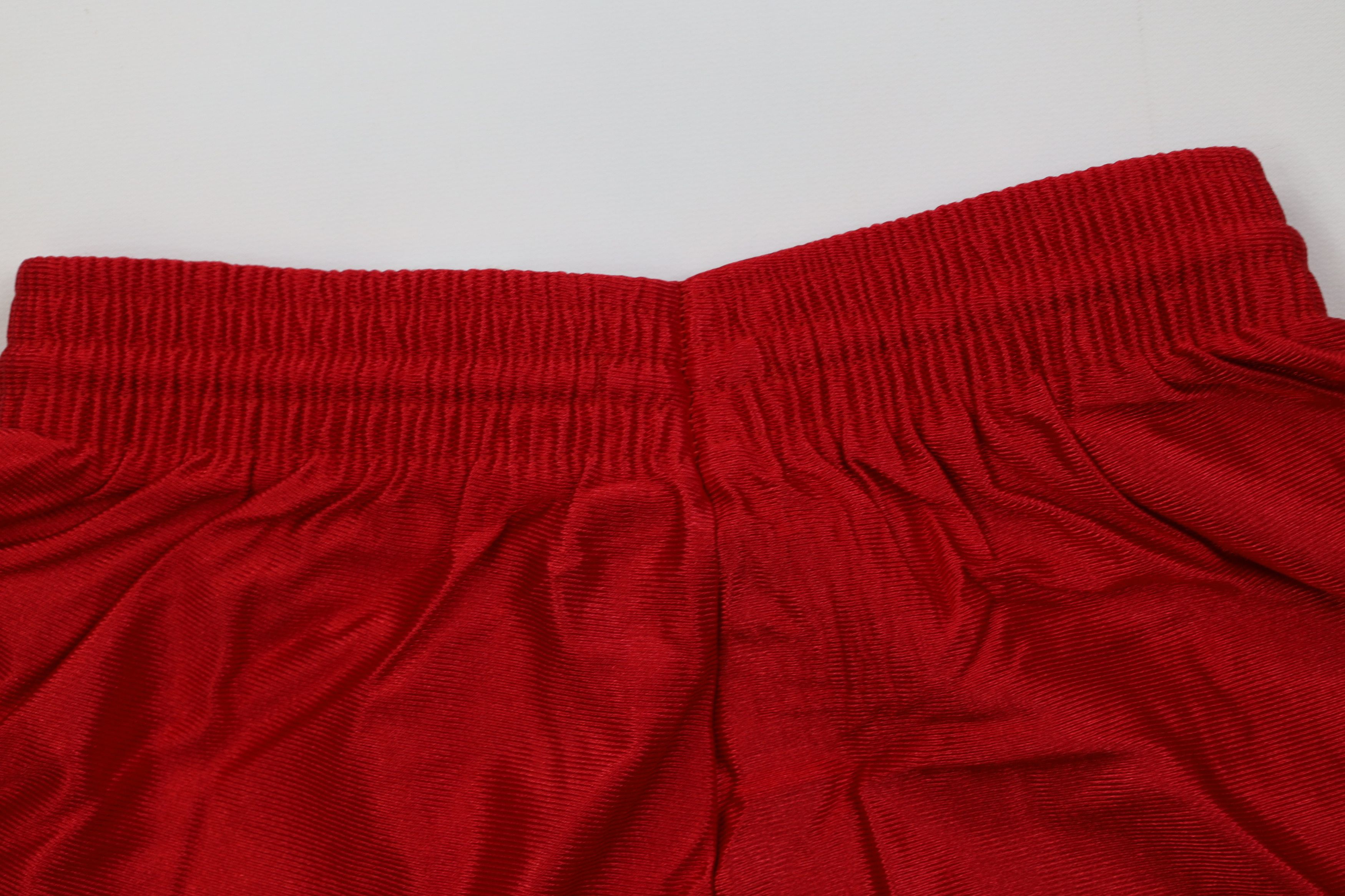 Vintage Vintage 90s Streetwear Silky Dazzle Above Knee Shorts Red Size US 30 / EU 46 - 9 Thumbnail