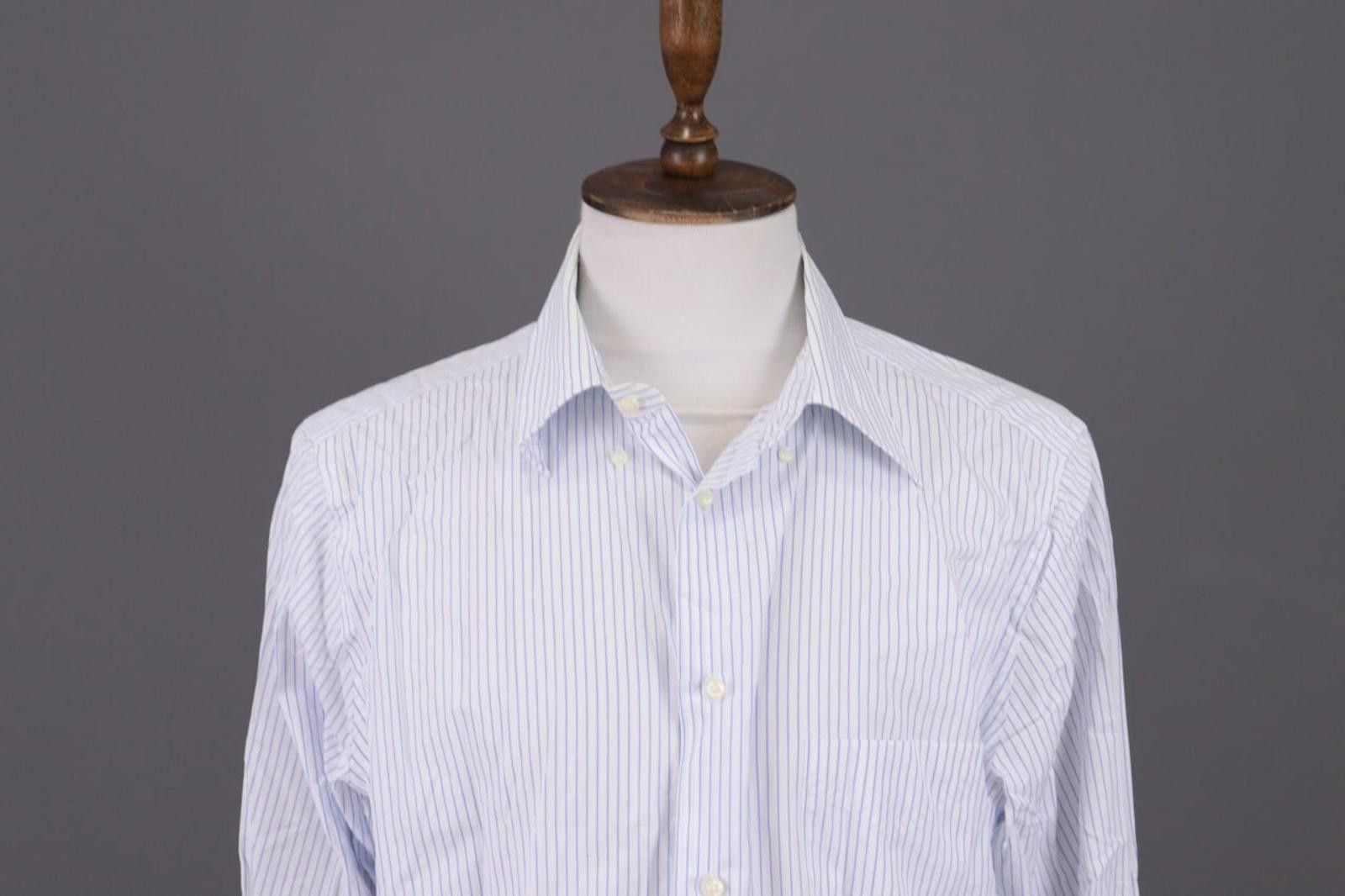 Designer Boggi Milano Regular Fit Pinstre Down Shirt Size 46 / 18 1/2 Size US M / EU 48-50 / 2 - 3 Thumbnail