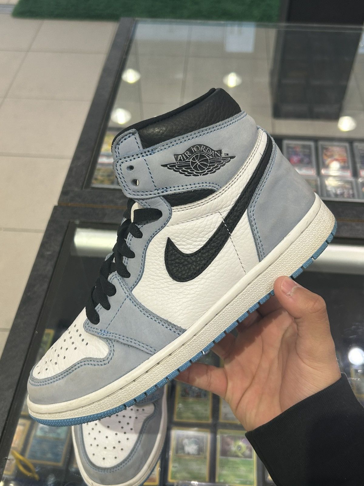 Jordan Brand Jordan 1 University Blue 2020 Size US 7.5 / EU 40-41 - 2 Thumbnail