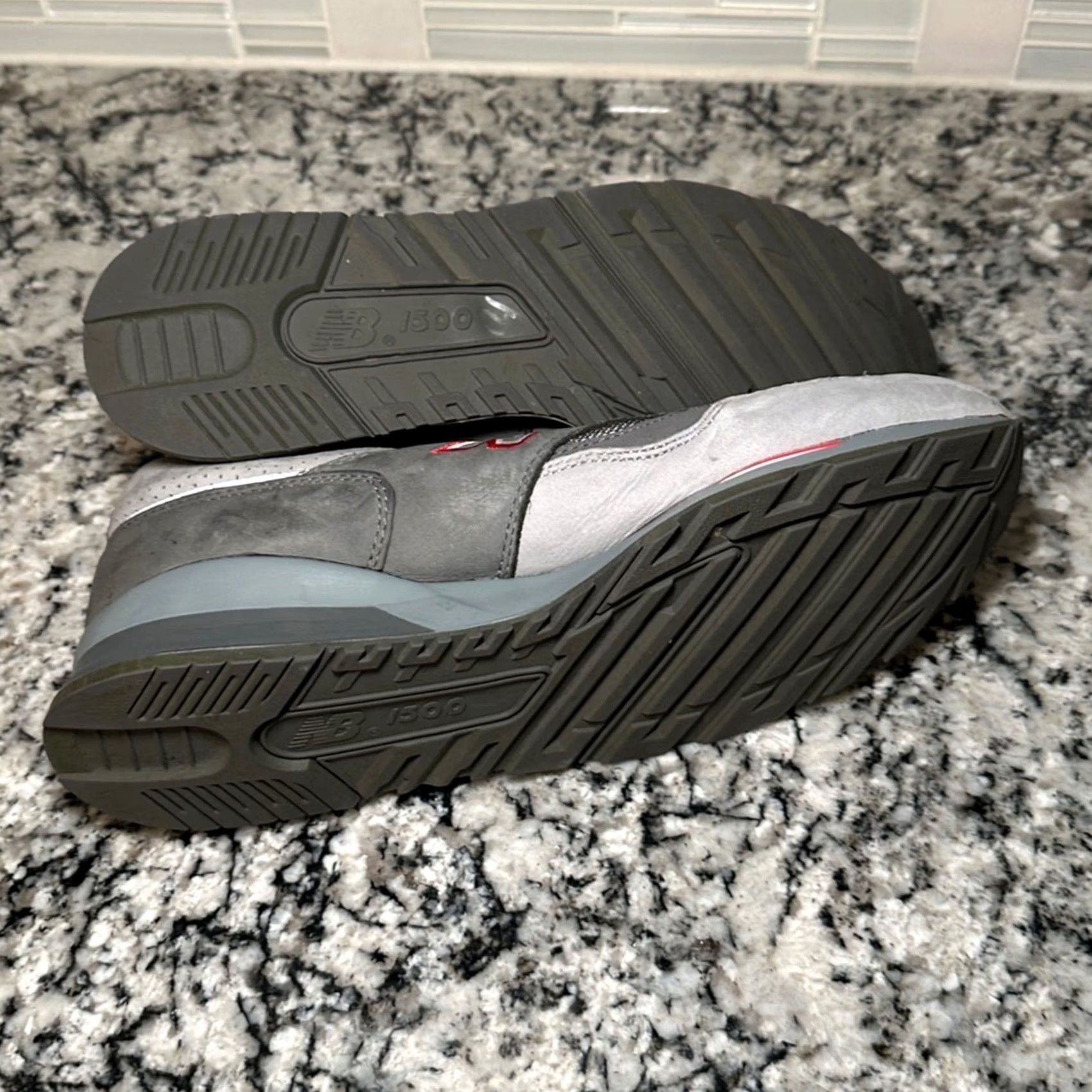 New Balance New Balance Sneaker Nice Kicks 1500 Encap Gray Red Men's 11 Leather Sneakers Size US 11 / EU 44 - 5 Thumbnail