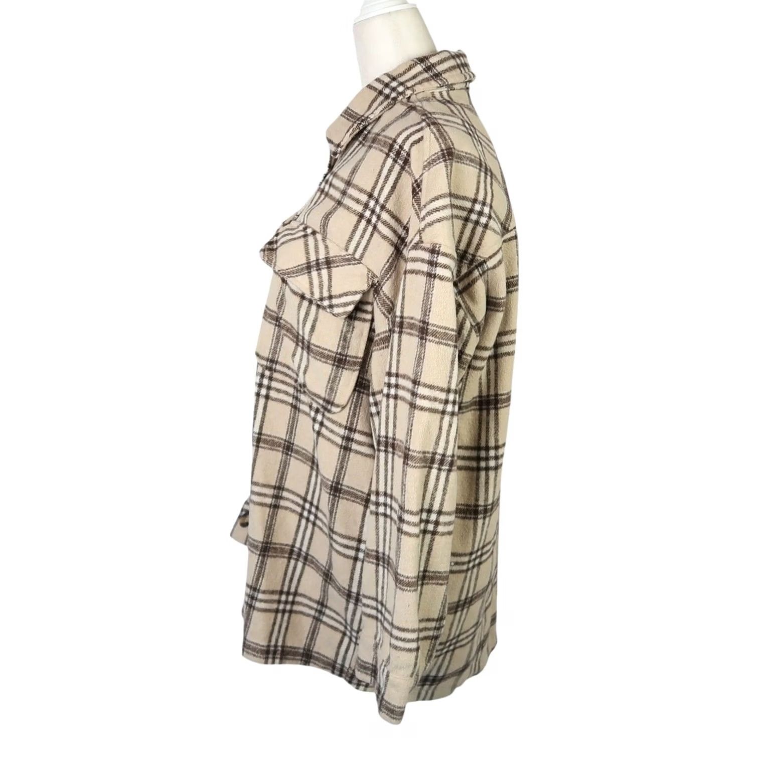 Vintage Motel Marcella Shirt Jacket Shacket Light Tan Plaid Flannel Womens S Size S / US 4 / IT 40 - 3 Thumbnail