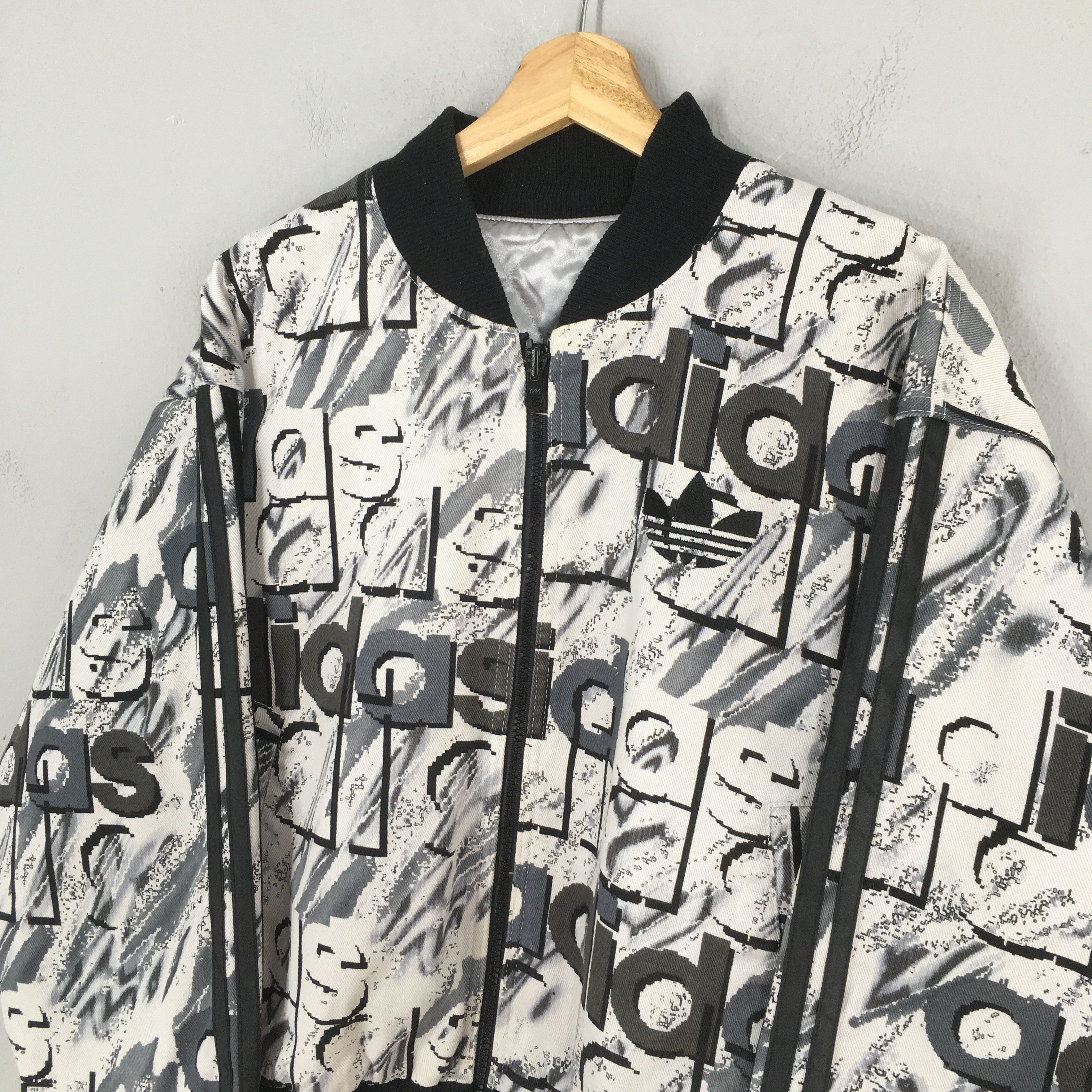 Adidas Vintage 1990s Adidas Trefoil Overprinted Quilted Jacket M Size US M / EU 48-50 / 2 - 3 Thumbnail