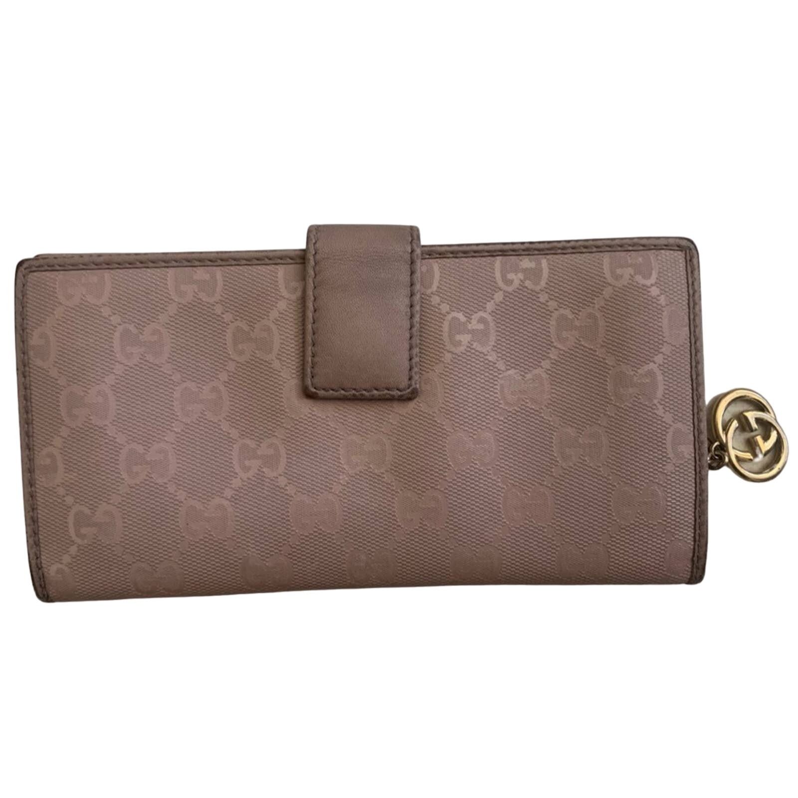 image of Gucci Dusty Rose Light Pink GG Bifold Wallet Authentic, Women's