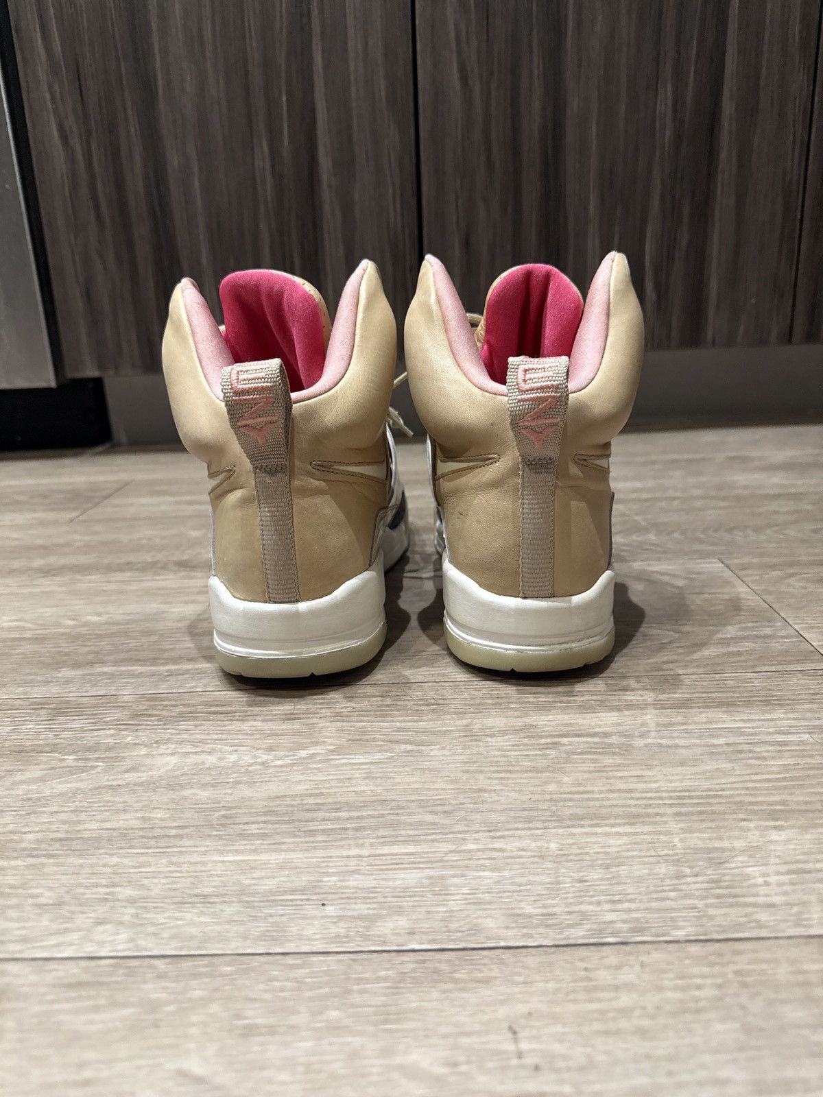 Other Nike Air Yeezy 1 Tan Size US 10 / EU 43 - 3 Thumbnail