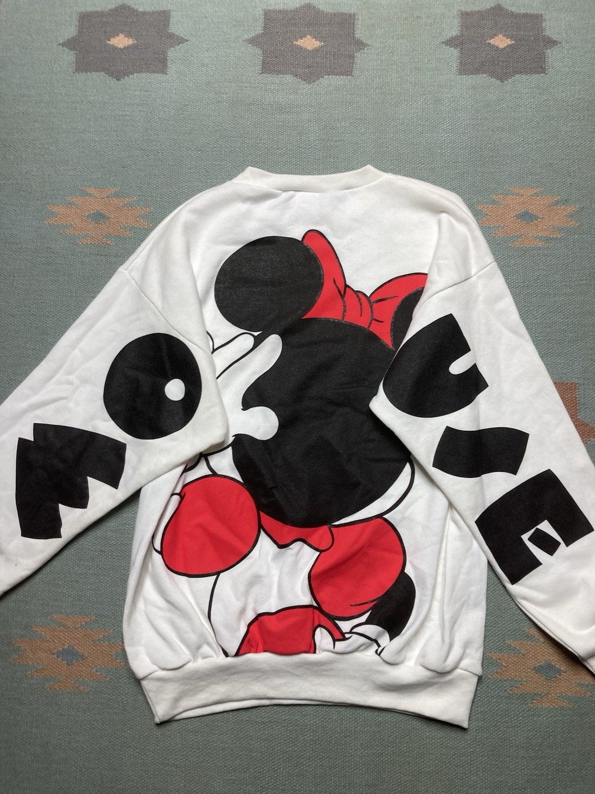 Disney × Vintage 90s sweatshirt Minnie Mouse spell out NWT DEADSTOCK large Size US L / EU 52-54 / 3 - 6 Thumbnail