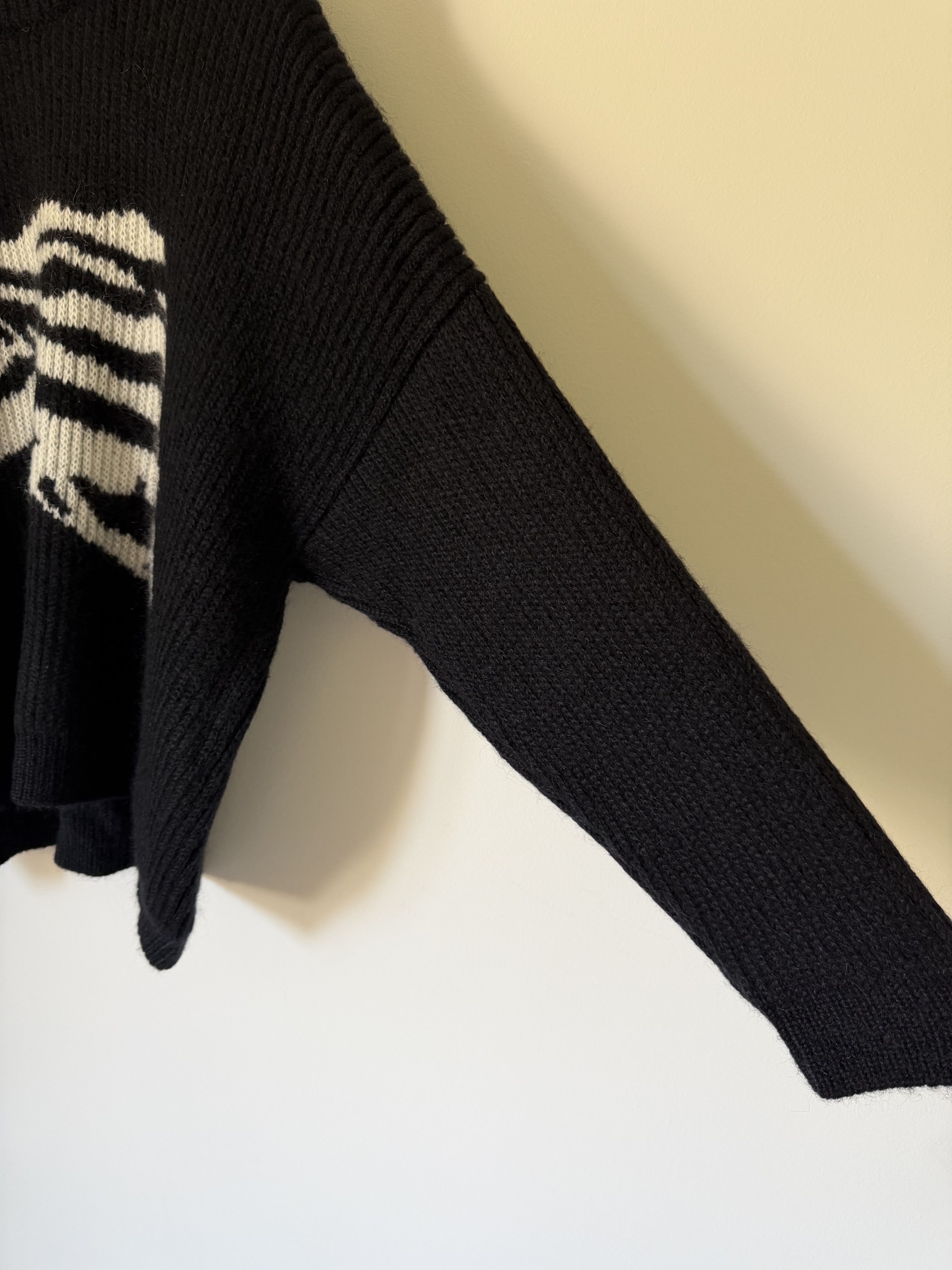 Celine Celine Boxy Flag Mohair Sweater in Black Size US L / EU 52-54 / 3 - 4 Thumbnail