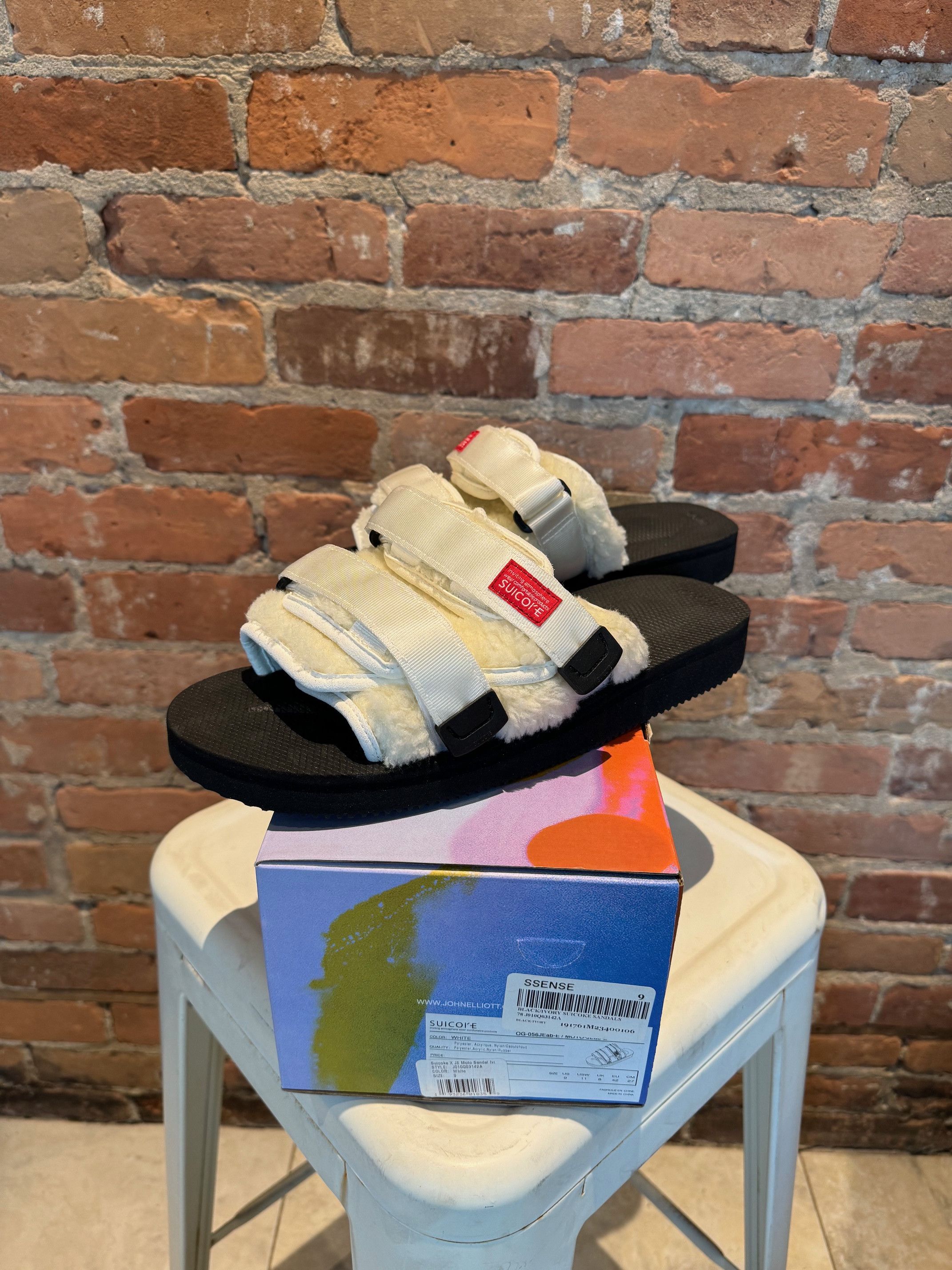 John Elliott × Suicoke Suicoke x John Elliott MOTO-VS Sandals Cream Shearling Size US 9 / EU 42 - 1 Thumbnail