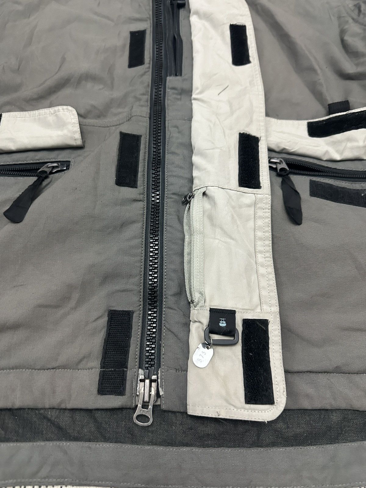 Nike ACG 🔥Vintage Nike Acg 3D Multi Pocket Jacket - Gray Size US L / EU 52-54 / 3 - 4 Thumbnail