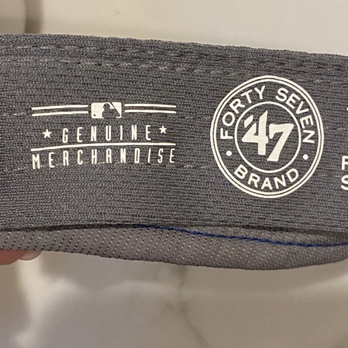47 Chicago cubs Embroidered Visor Gray Adjustable Size ONE SIZE - 4 Thumbnail