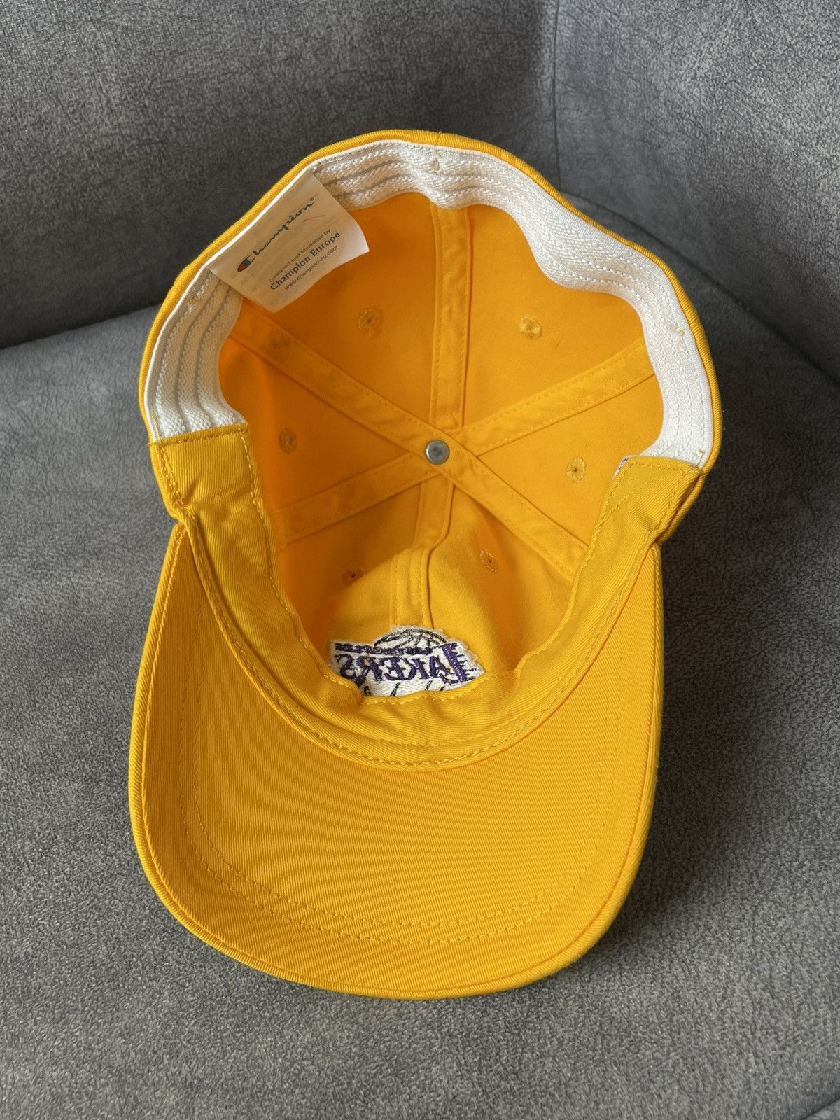 Champion × NBA Vintage Cap Lakers Champion Yellow NBA Size ONE SIZE - 7 Thumbnail