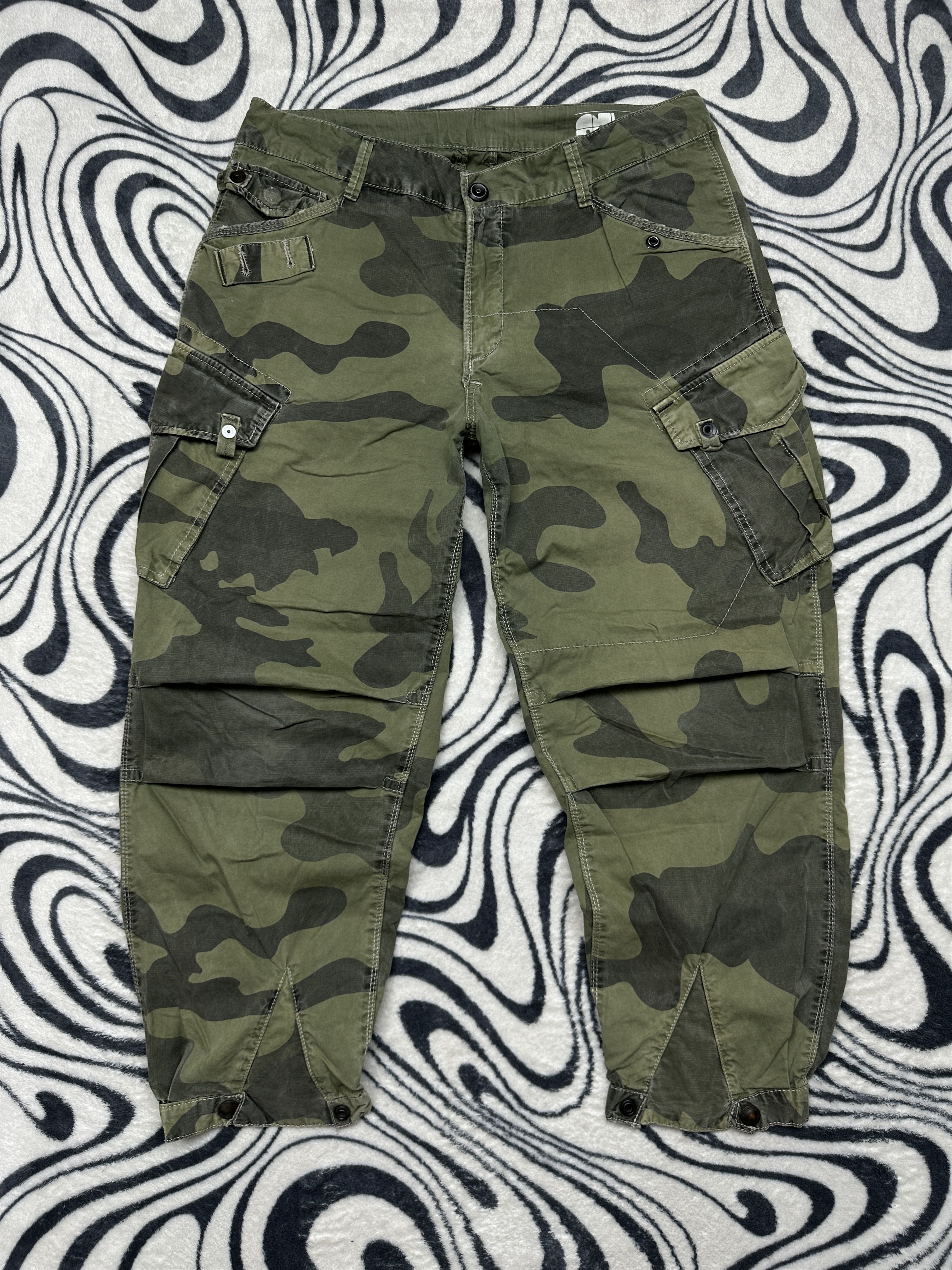 G-Star G Star Raw Rovic Loose Womens Camo Cargo Pants Jogger Size 27" / US 4 / IT 40 - 1 Thumbnail