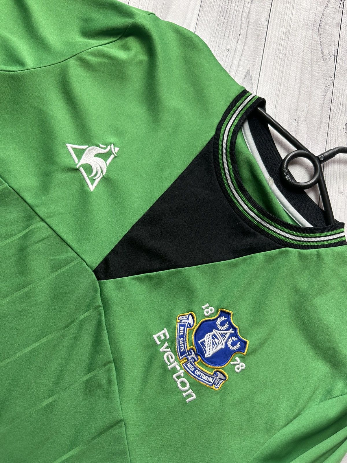 Vintage Vintage Everton Goalkeeper soccer jersey green rare size XL Size US XL / EU 56 / 4 - 4 Thumbnail