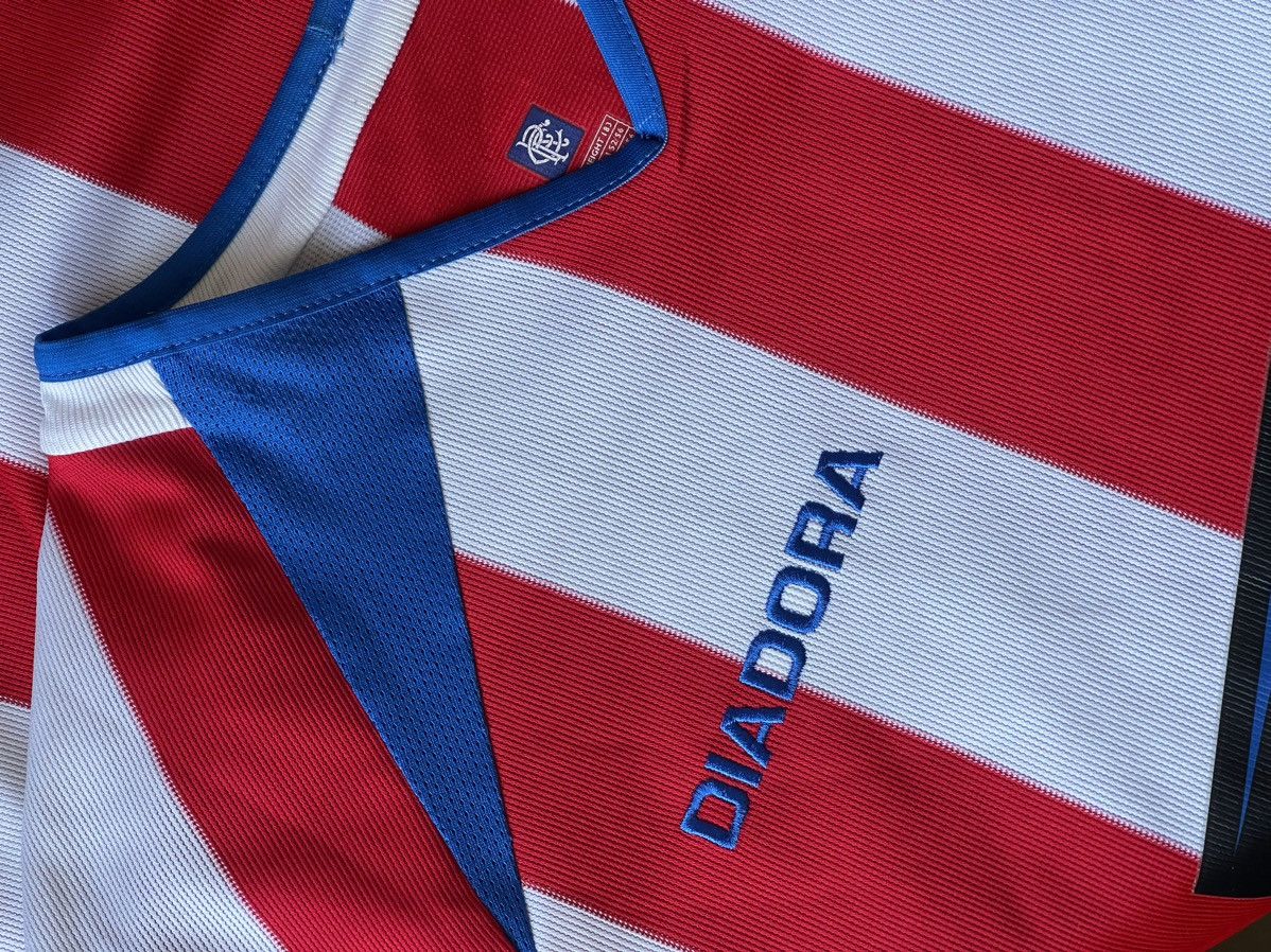 Diadora × Vintage 2002 Diadora Rangers vintage red soccer jersey Size US L / EU 52-54 / 3 - 10 Thumbnail