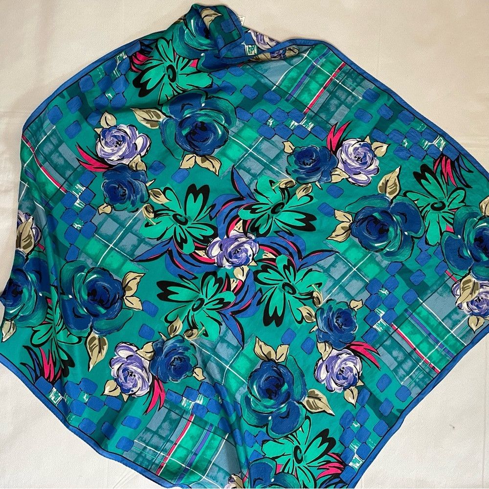 Albert Nipon Vintage Albert Nipon 100% Silk Floral Print Scarf 34" x 34" Size ONE SIZE - 9 Thumbnail