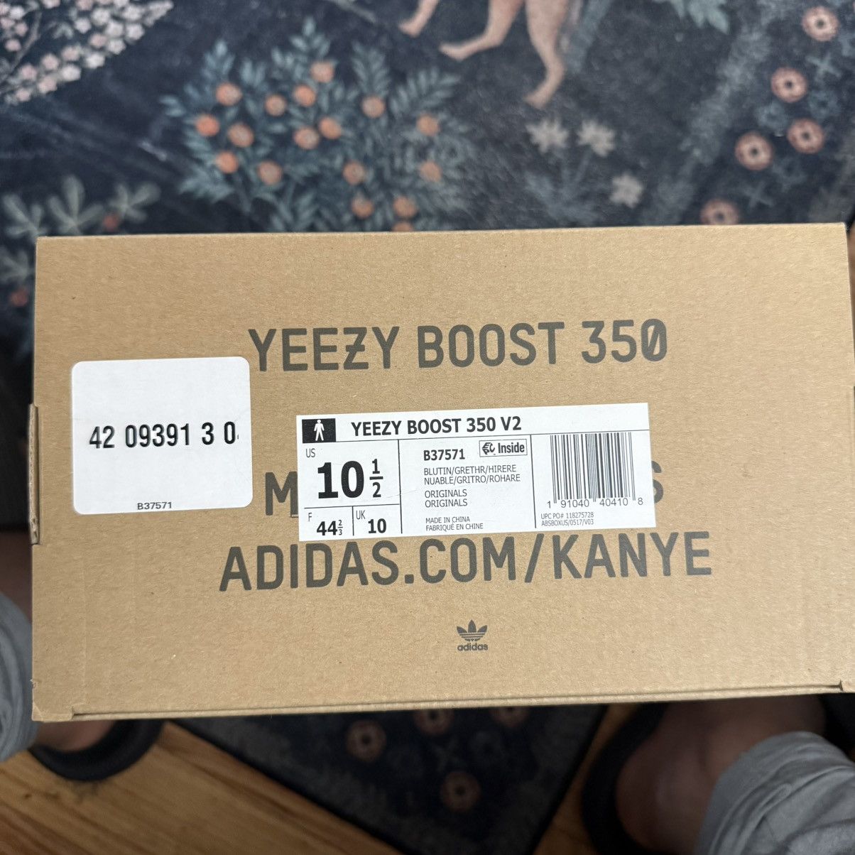 Yeezy Yeezy Boost 350 V2 Size US 10.5 / EU 43-44 - 6 Thumbnail