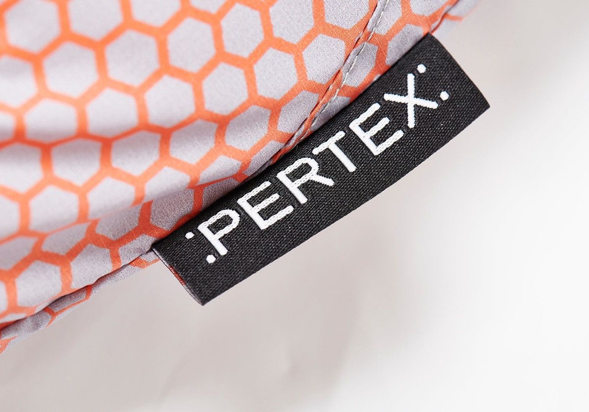 Palace Palace Hexagon Pertex Quilted Jacket in Grey Size medium Size US M / EU 48-50 / 2 - 4 Thumbnail
