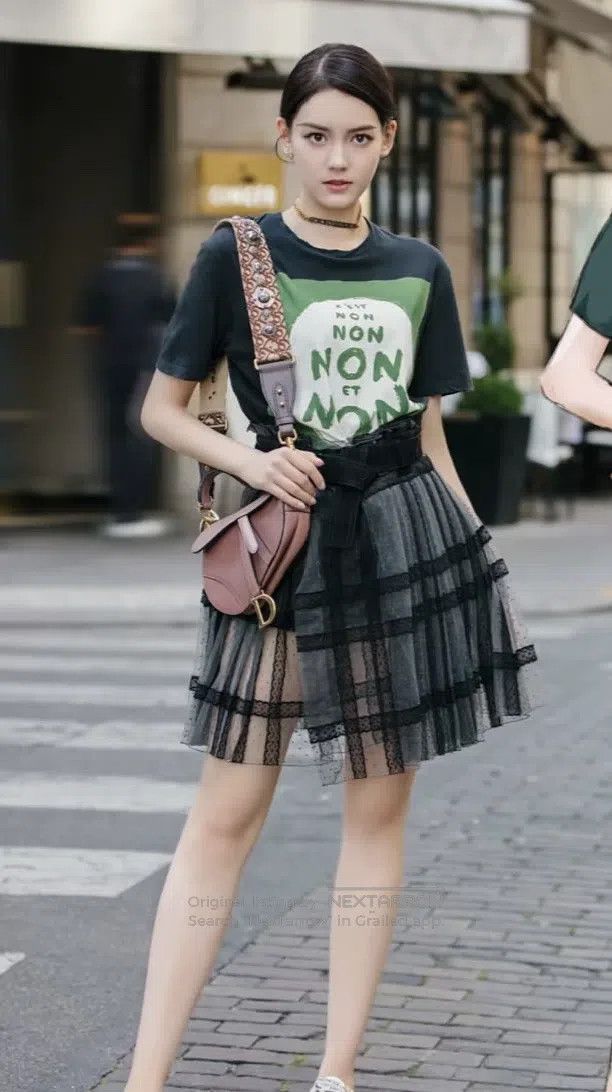 Dior Dior Polidot mesh stitching lace skirt short skirt Size 25" / US 0 / IT 36 - 9 Thumbnail