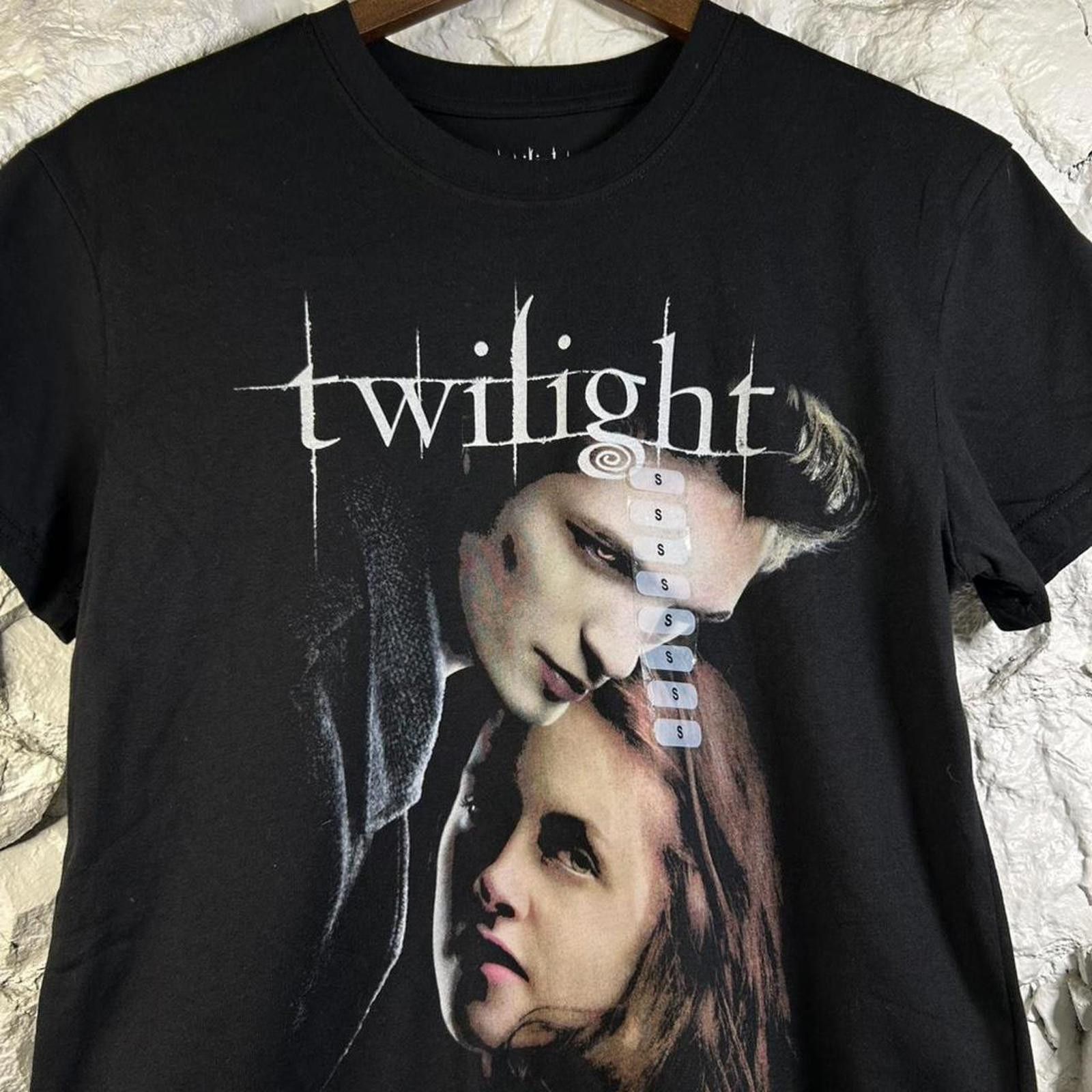 Other Twilight Saga Edward And Bella Tee Size Small Size S / US 4 / IT 40 - 2 Thumbnail