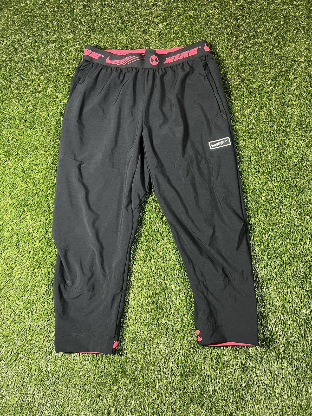 Nike Vintage Baggy Cropped Nike Athletic Track Joggers Pants Size US 30 / EU 46 - 1 Thumbnail