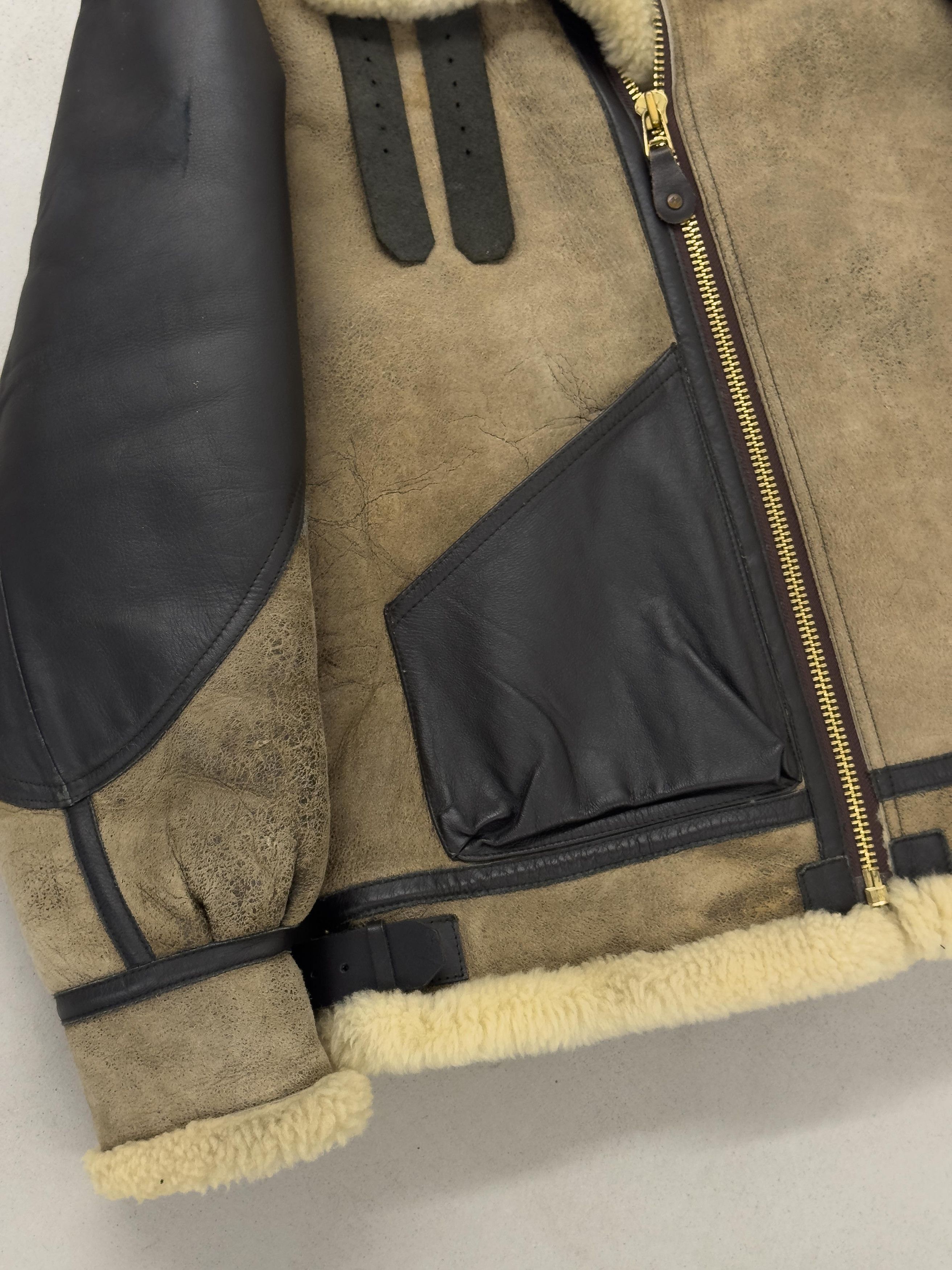 Japanese Brand Wind Armor WWII Type B-3 Mouton Shearling Jacket Size US M / EU 48-50 / 2 - 3 Thumbnail