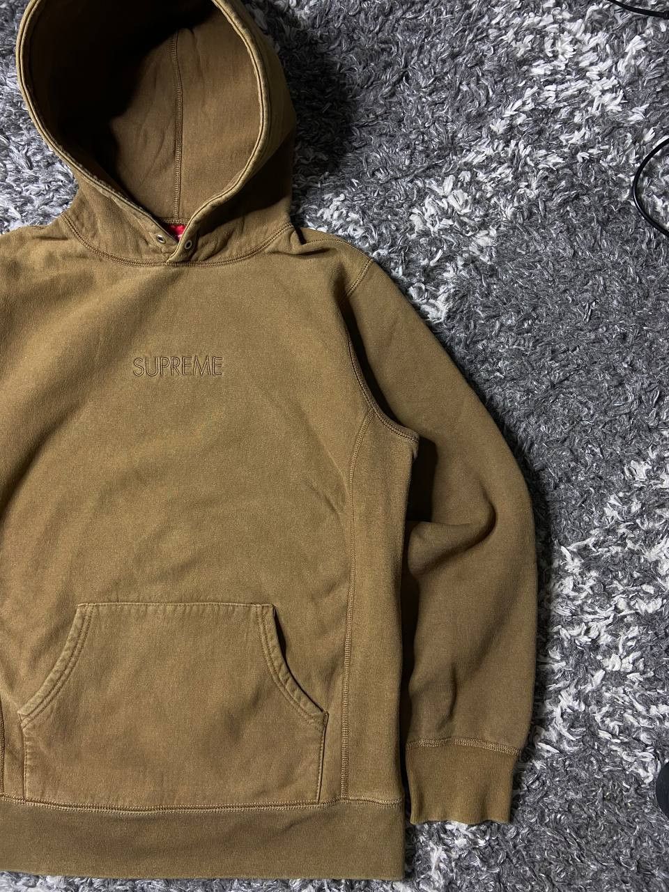 Supreme Supreme Tonal Embroidered Hoodie Pink F/W 15’ Size US M / EU 48-50 / 2 - 12 Thumbnail