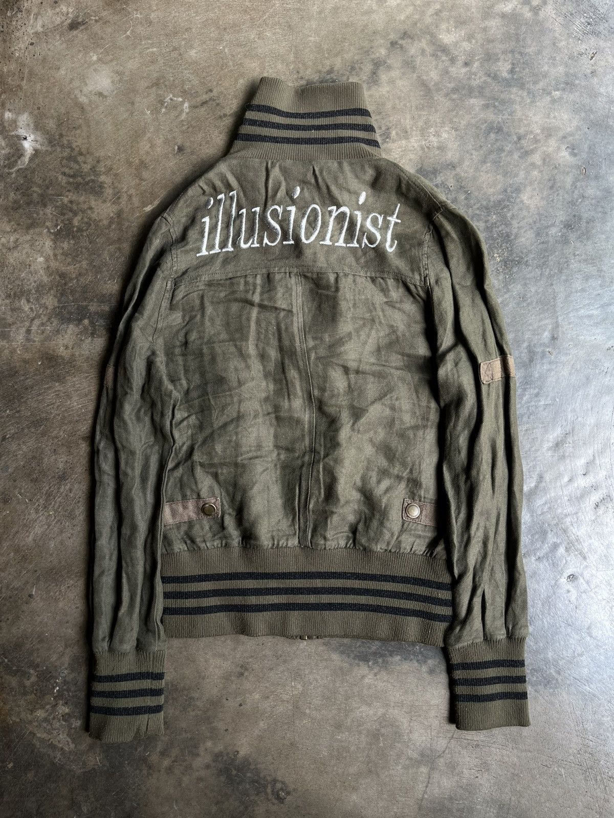 Isamu Katayama Backlash JAPANESE 2000’s LAZY DAISY TRACK JACKET MILITARY Size US S / EU 44-46 / 1 - 2 Thumbnail