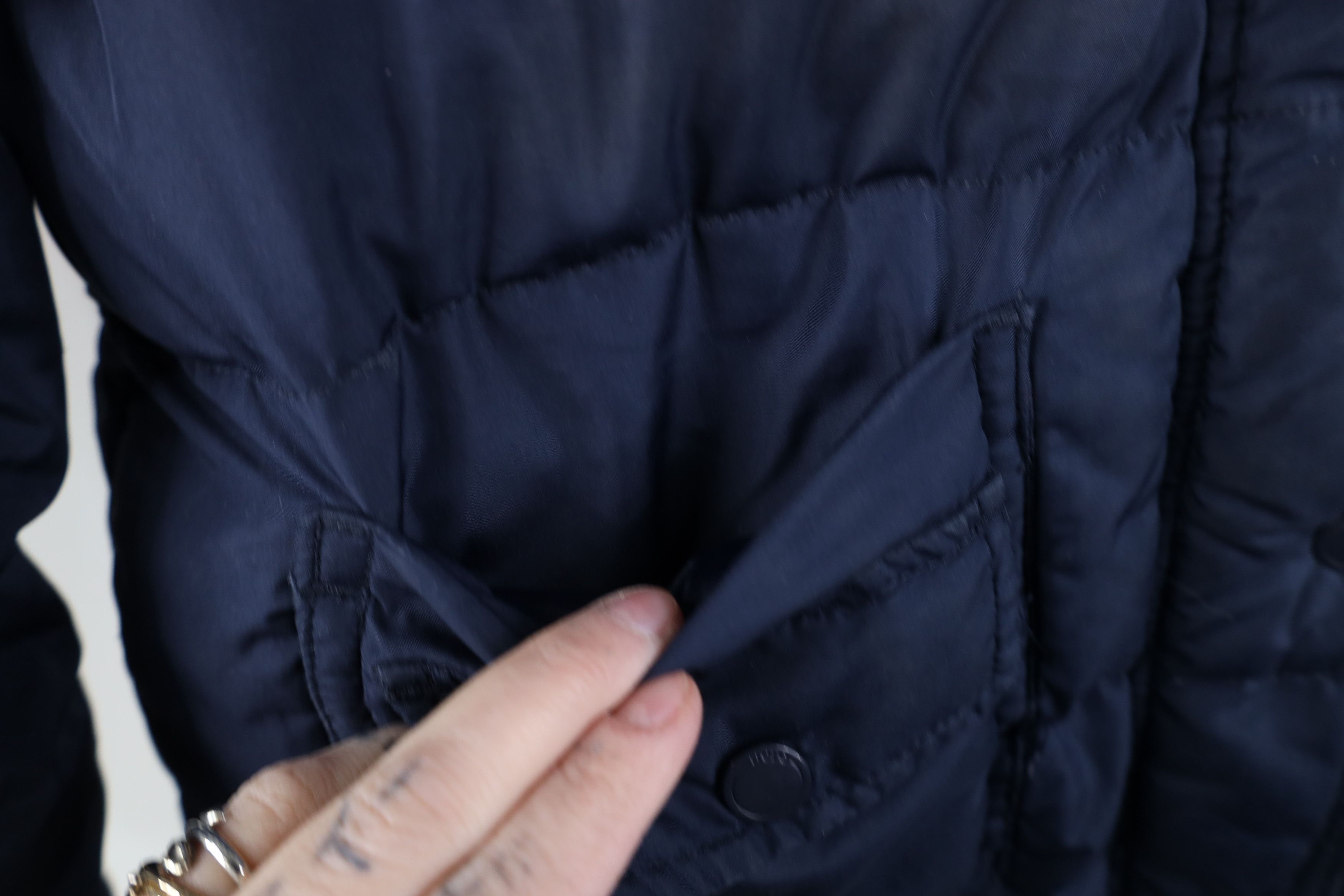 Aeropostale Vintage 90s Y2K Aeropostale Faux Fur Cropped Puffer Jacket Size M / US 6-8 / IT 42-44 - 7 Thumbnail