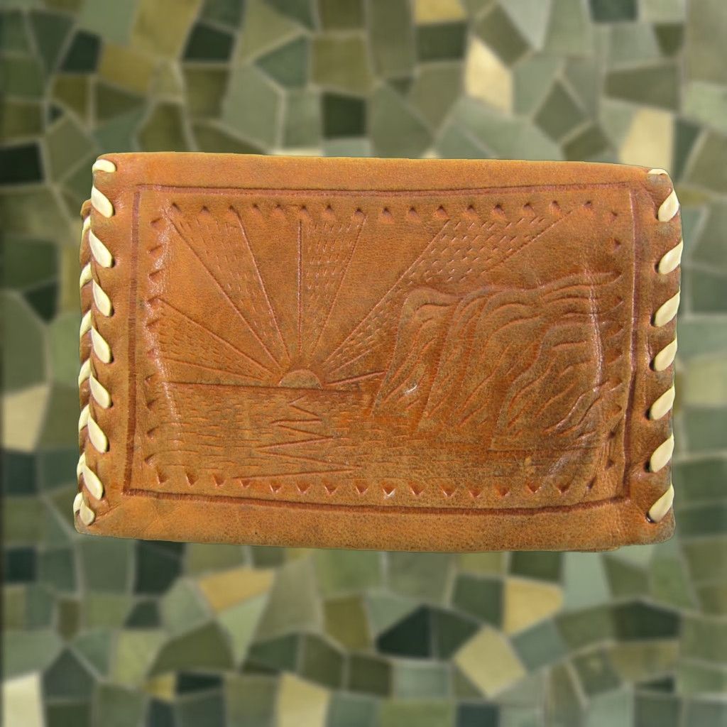 Vintage VINTAGE 100% Leather Tan Brown Etched Bird Stitched Trifold Wallet Size ONE SIZE - 1 Thumbnail