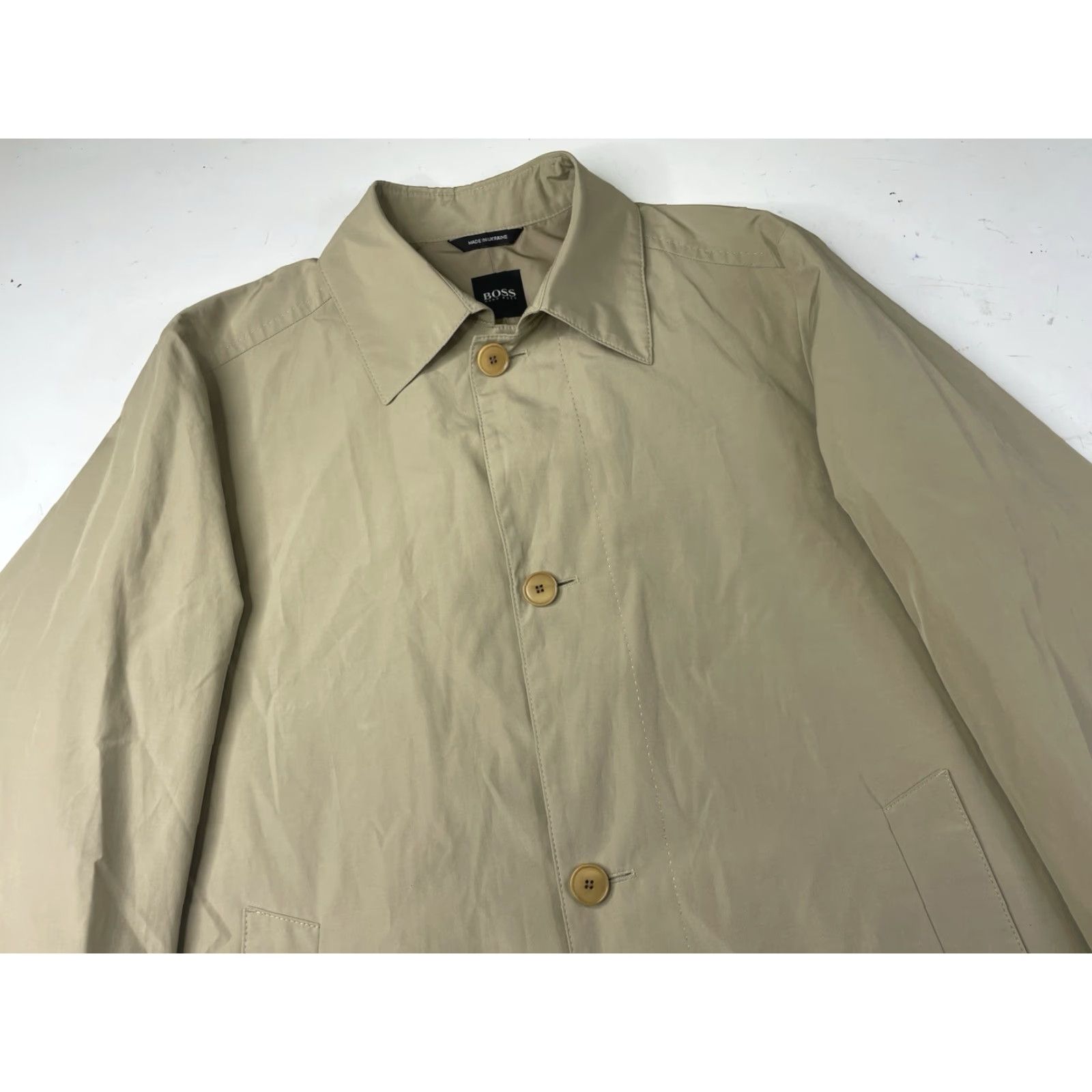 Hugo Boss VINTAGE Hugo Boss Trench Coat Jacket 40R Men Beige Cotton Blend Car Theme Buttons 40 Mens Size US XXS / EU 40 - 5 Thumbnail