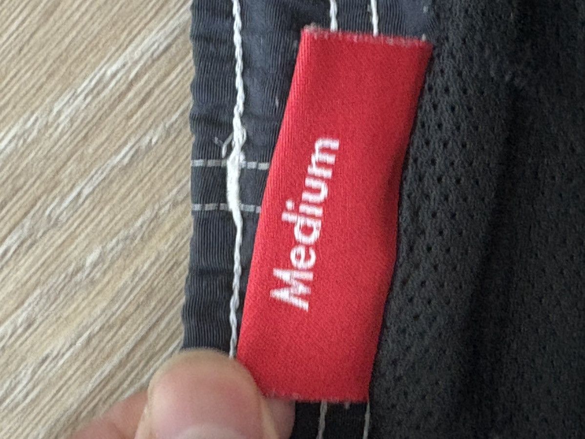 Supreme Authentic Supreme Arc Water Short Black Medium Size US 32 / EU 48 - 5 Thumbnail