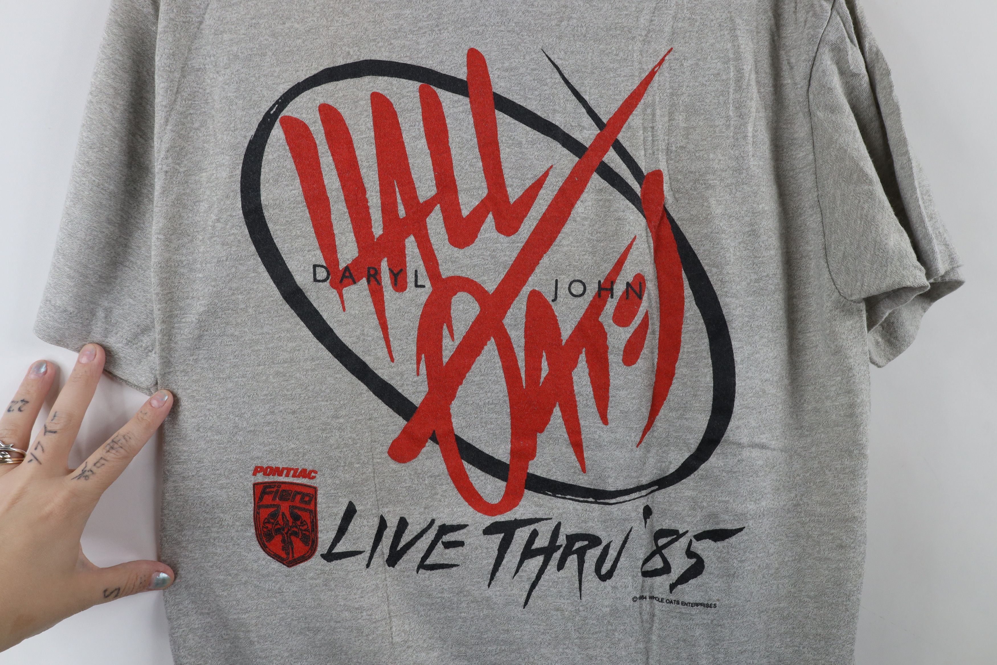 Vintage Vintage 80s Boom Tour Hall and Oates Band T-Shirt Gray USA Size US L / EU 52-54 / 3 - 13 Thumbnail