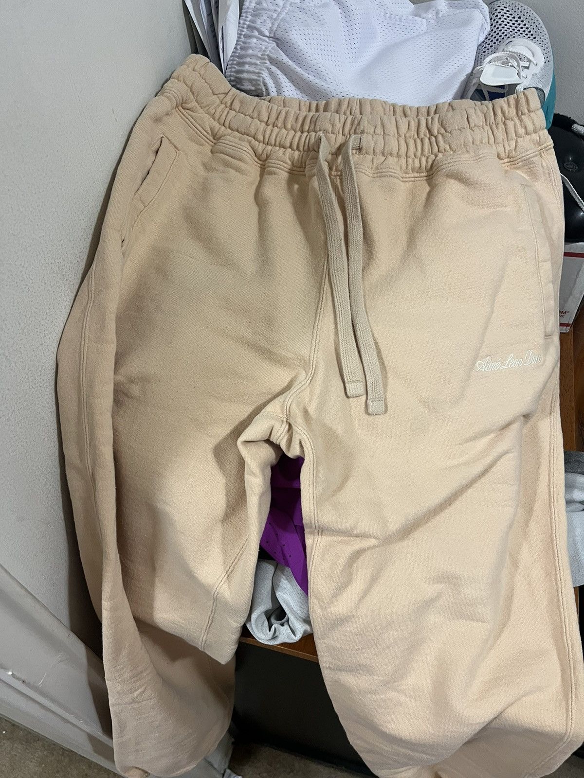 Aime Leon Dore Aime Leon Dore tan / cream sweatpants joggers medium Size US 30 / EU 46 - 1 Thumbnail