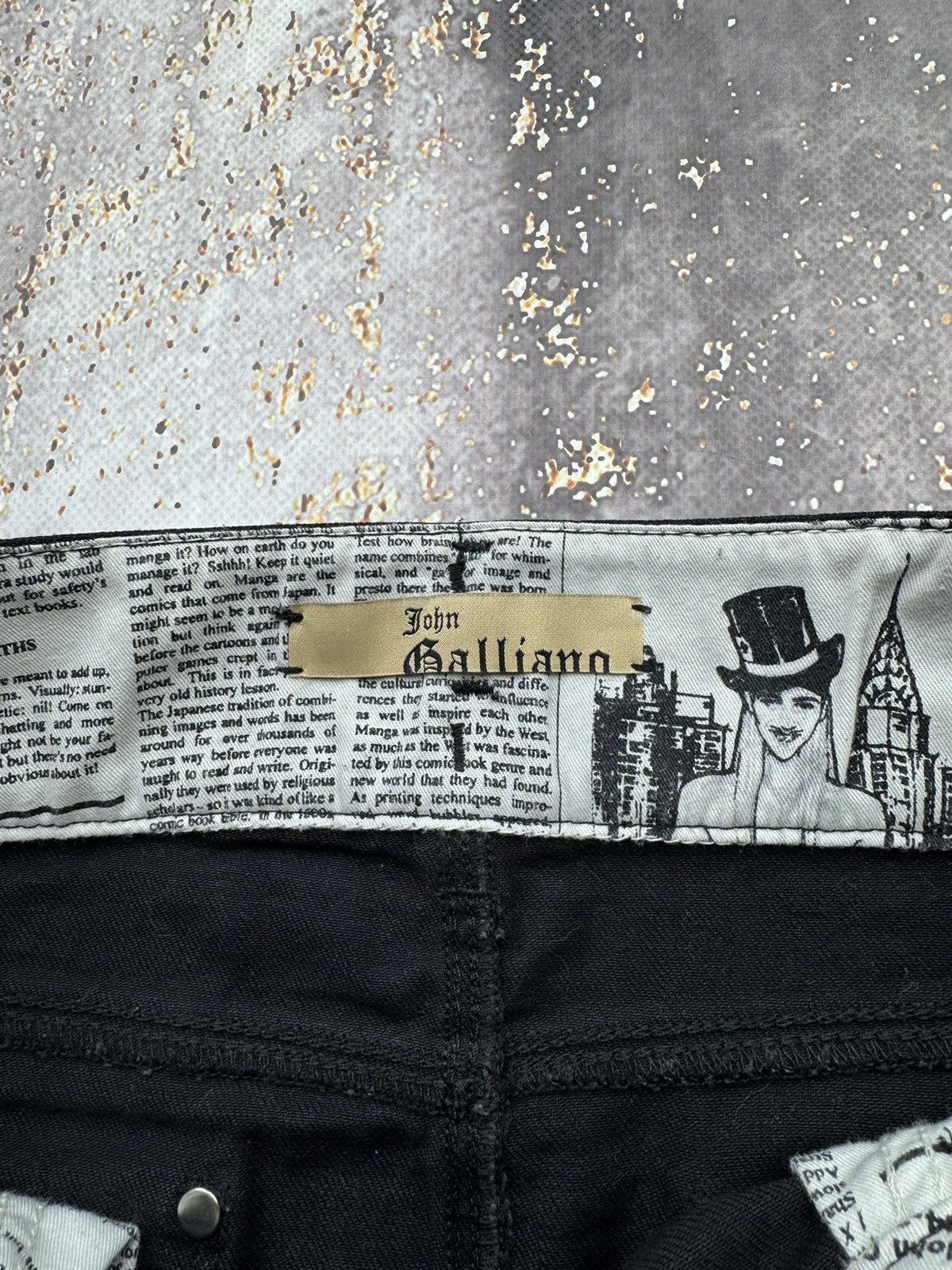 John Galliano × Vintage John Galliano Double Belted Vintage Mini Skirt Size 32" / US 10 / IT 46 - 5 Thumbnail